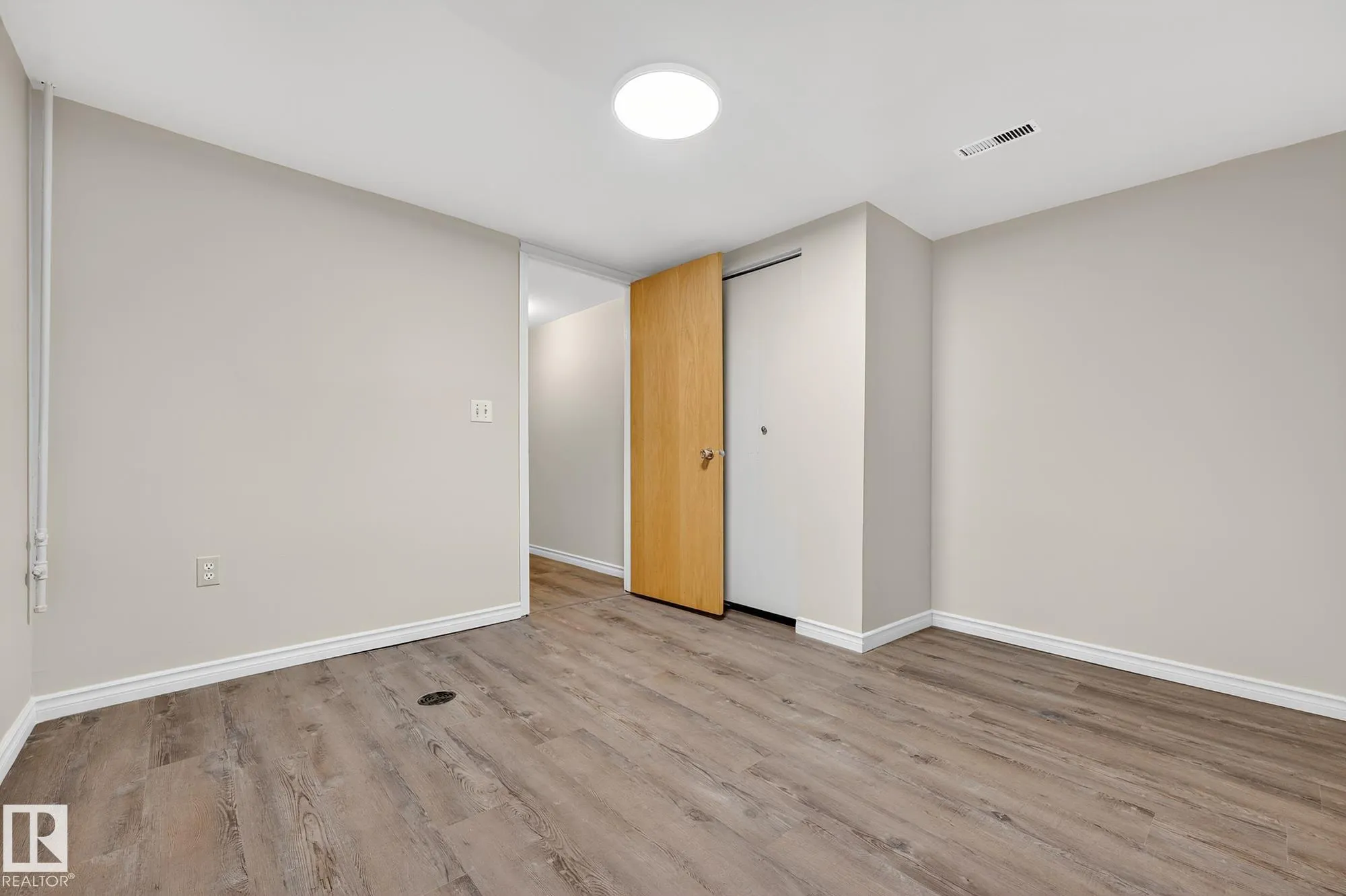 1 GARDEN GROVE Grove