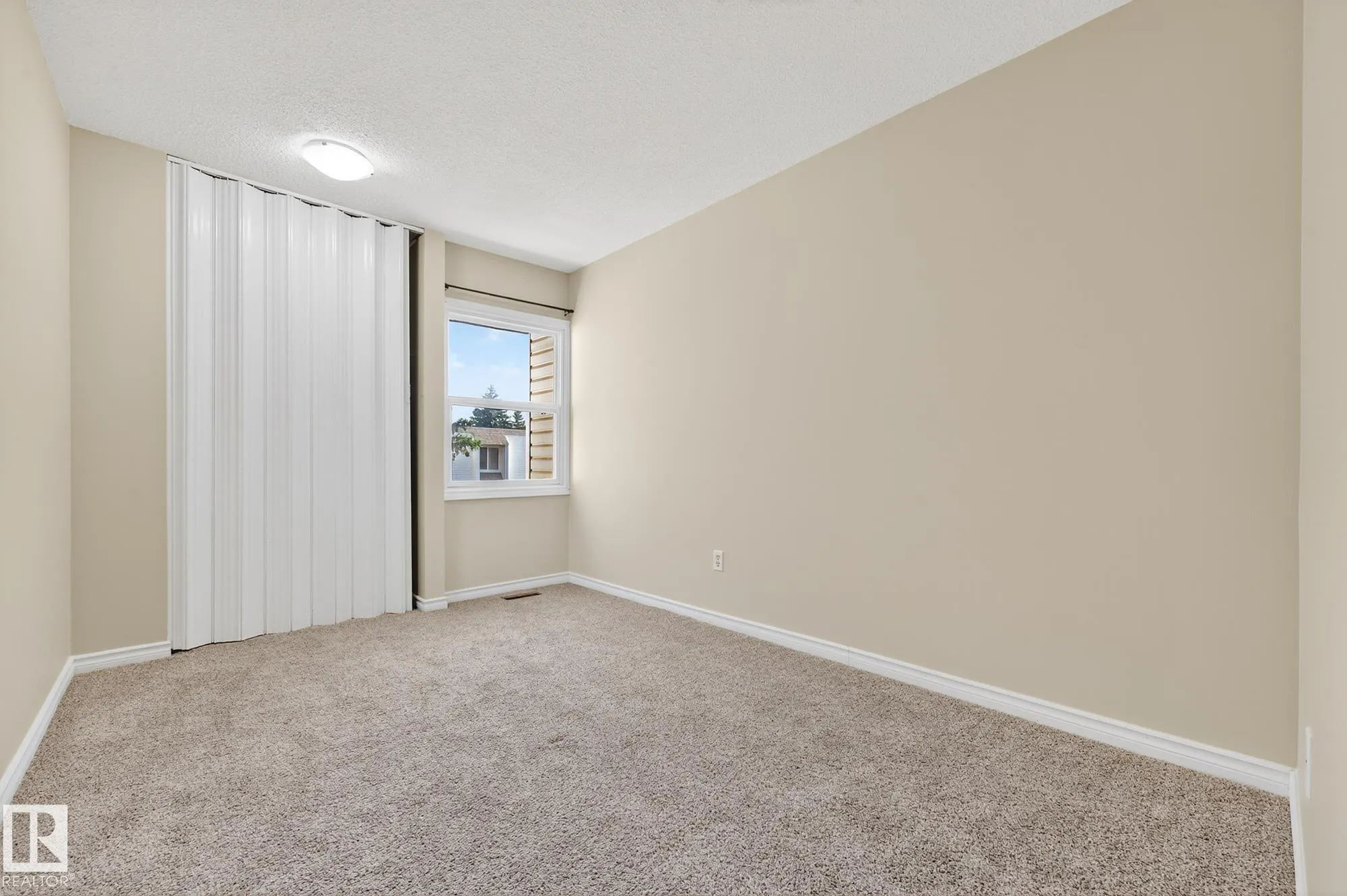 1 GARDEN GROVE Grove