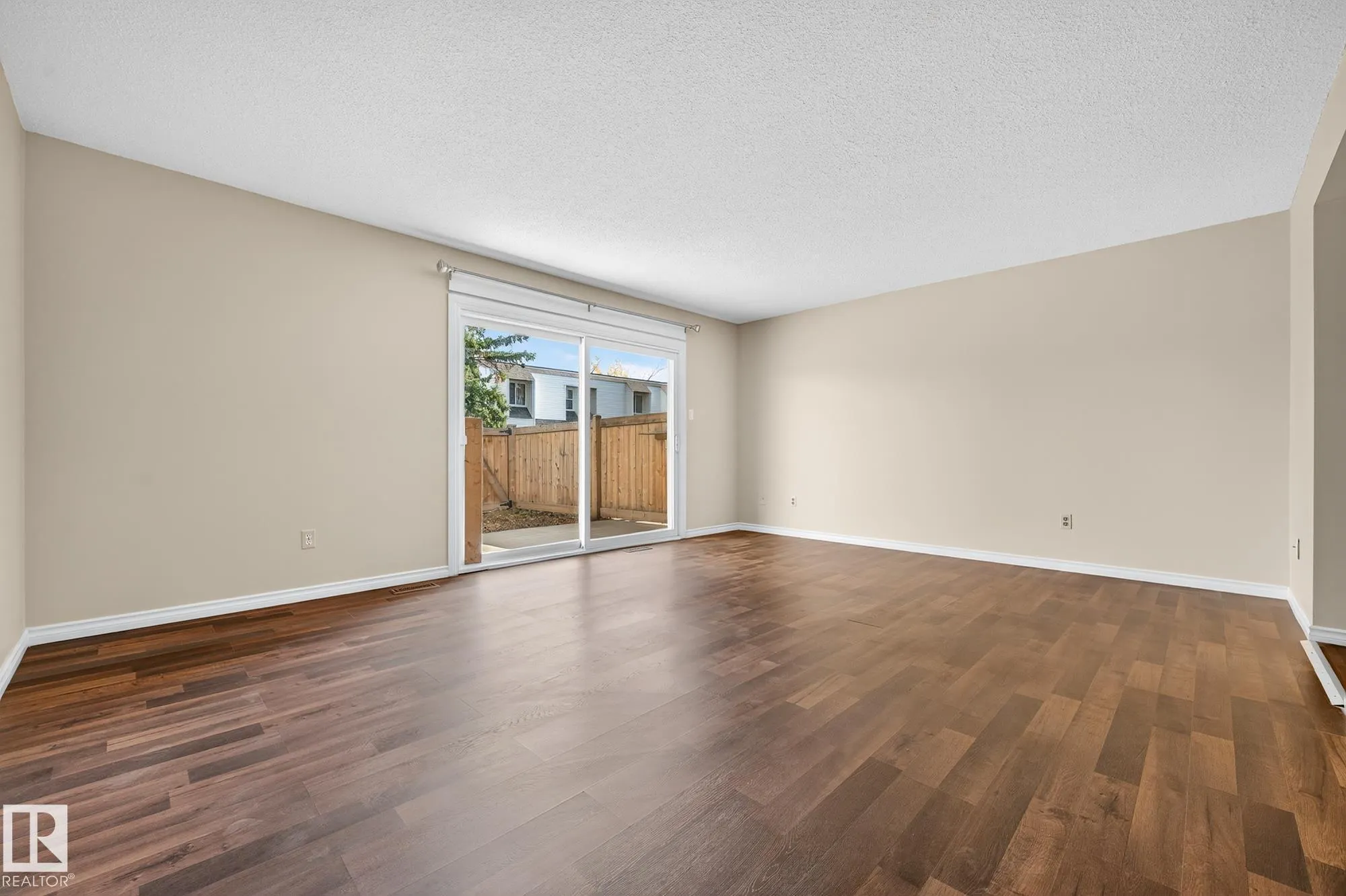 1 GARDEN GROVE Grove