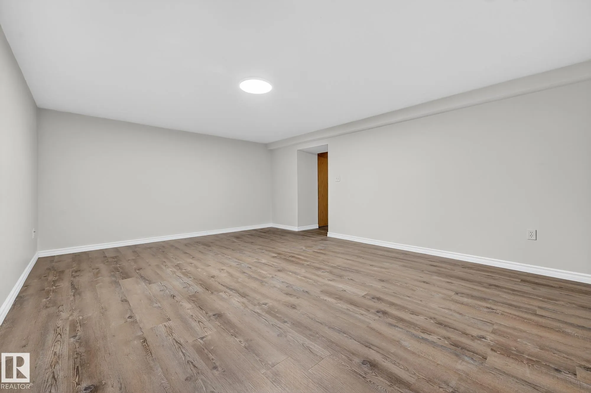 1 GARDEN GROVE Grove