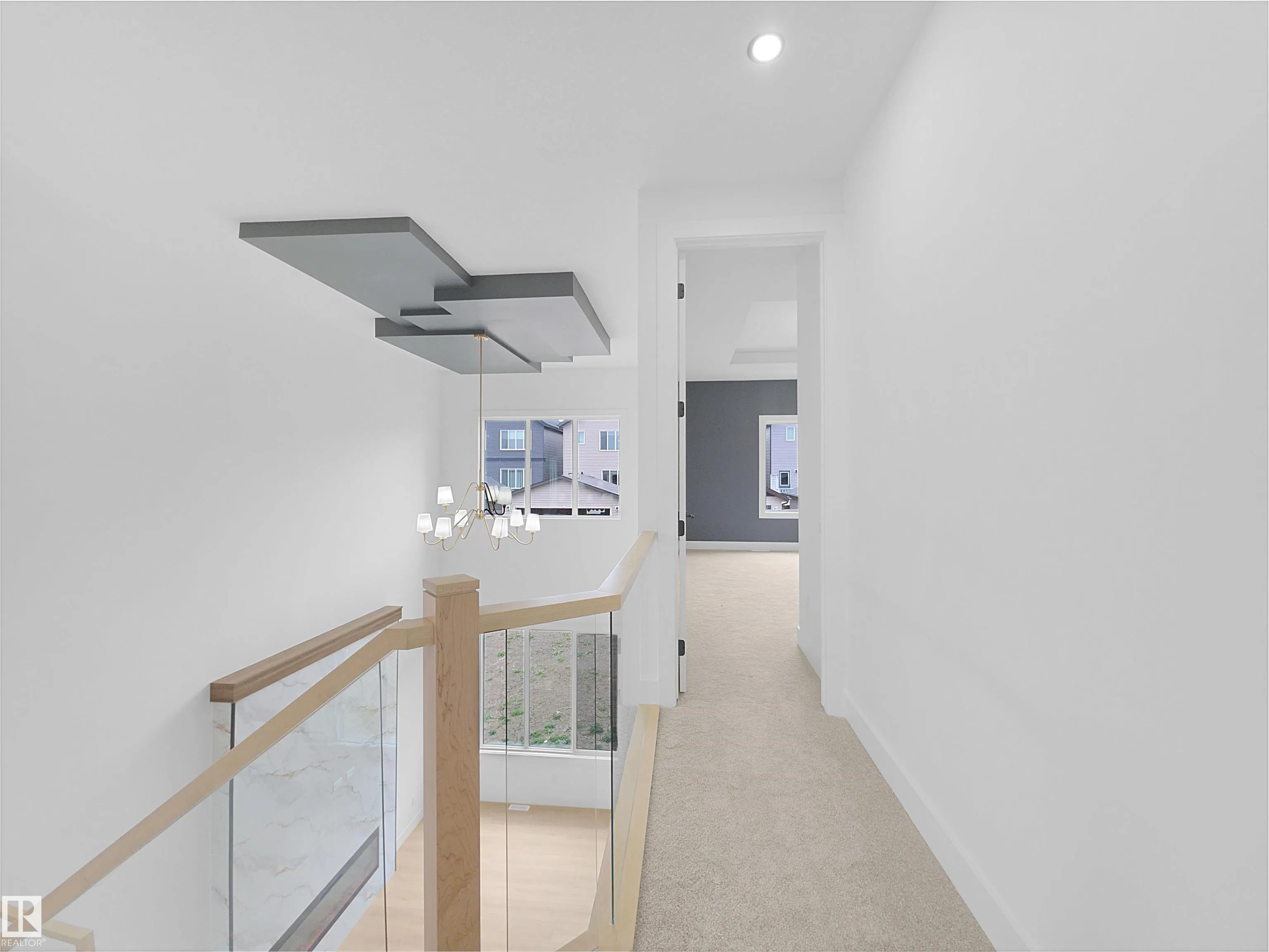 1113 GYRFALCON Crescent