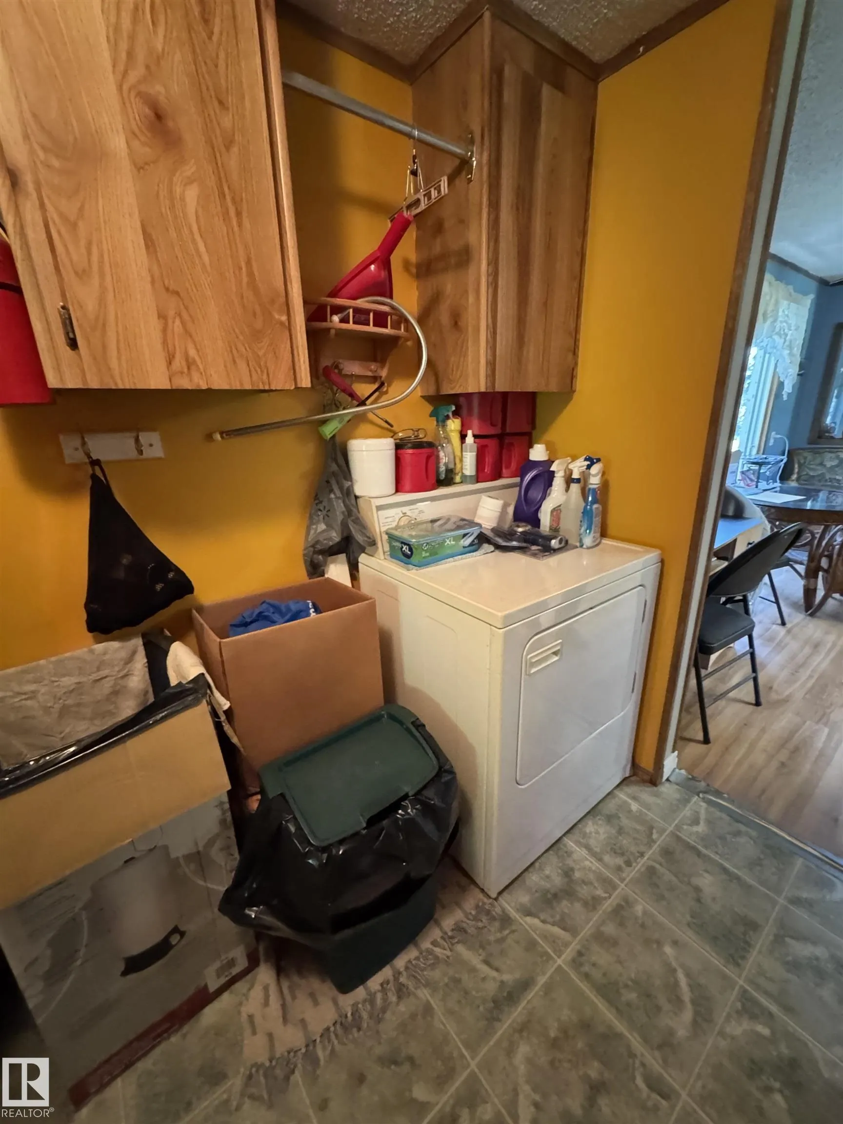 27 62045 Twp Rd 462