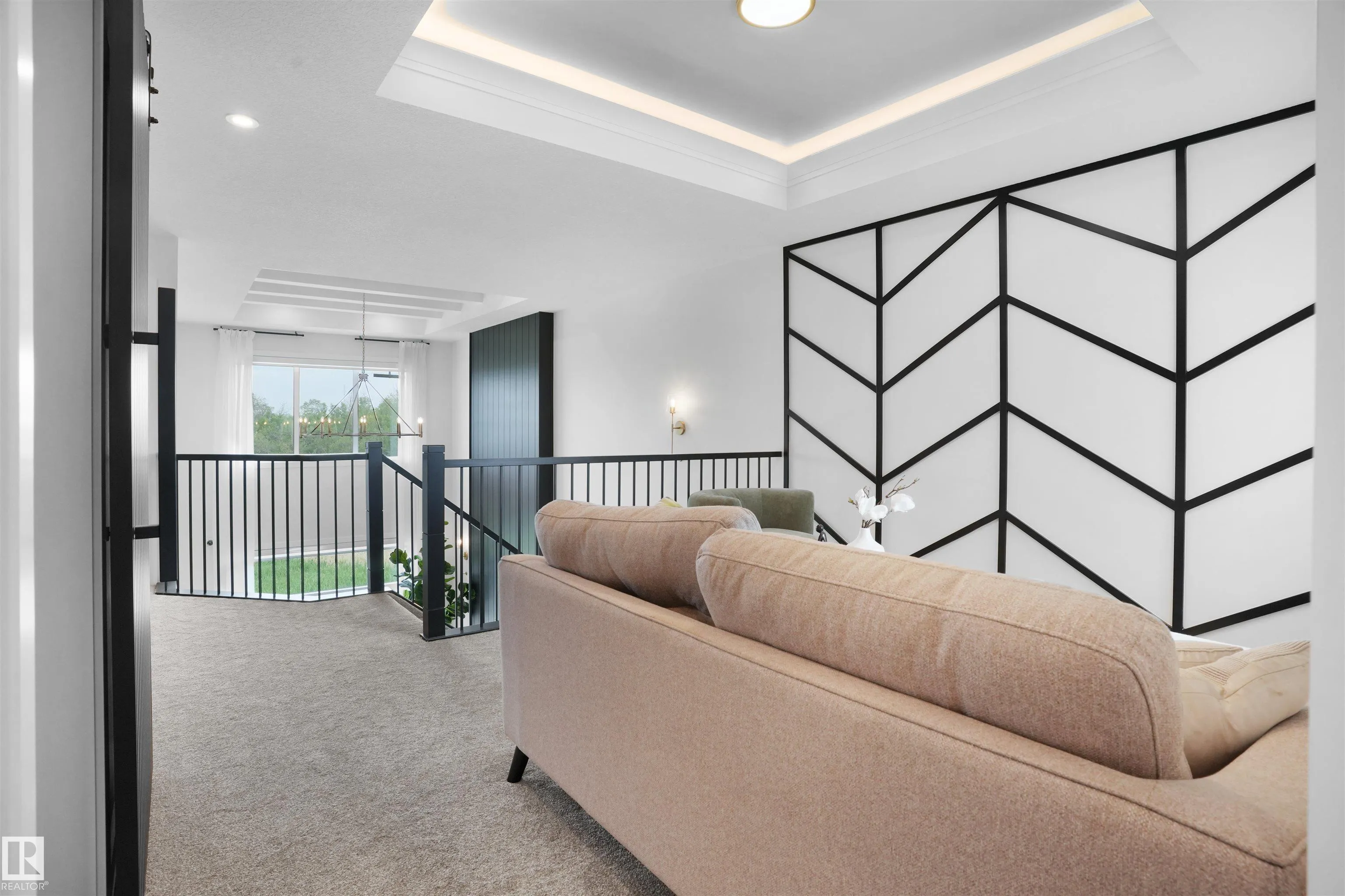 226 EDGEMONT GREEN Green