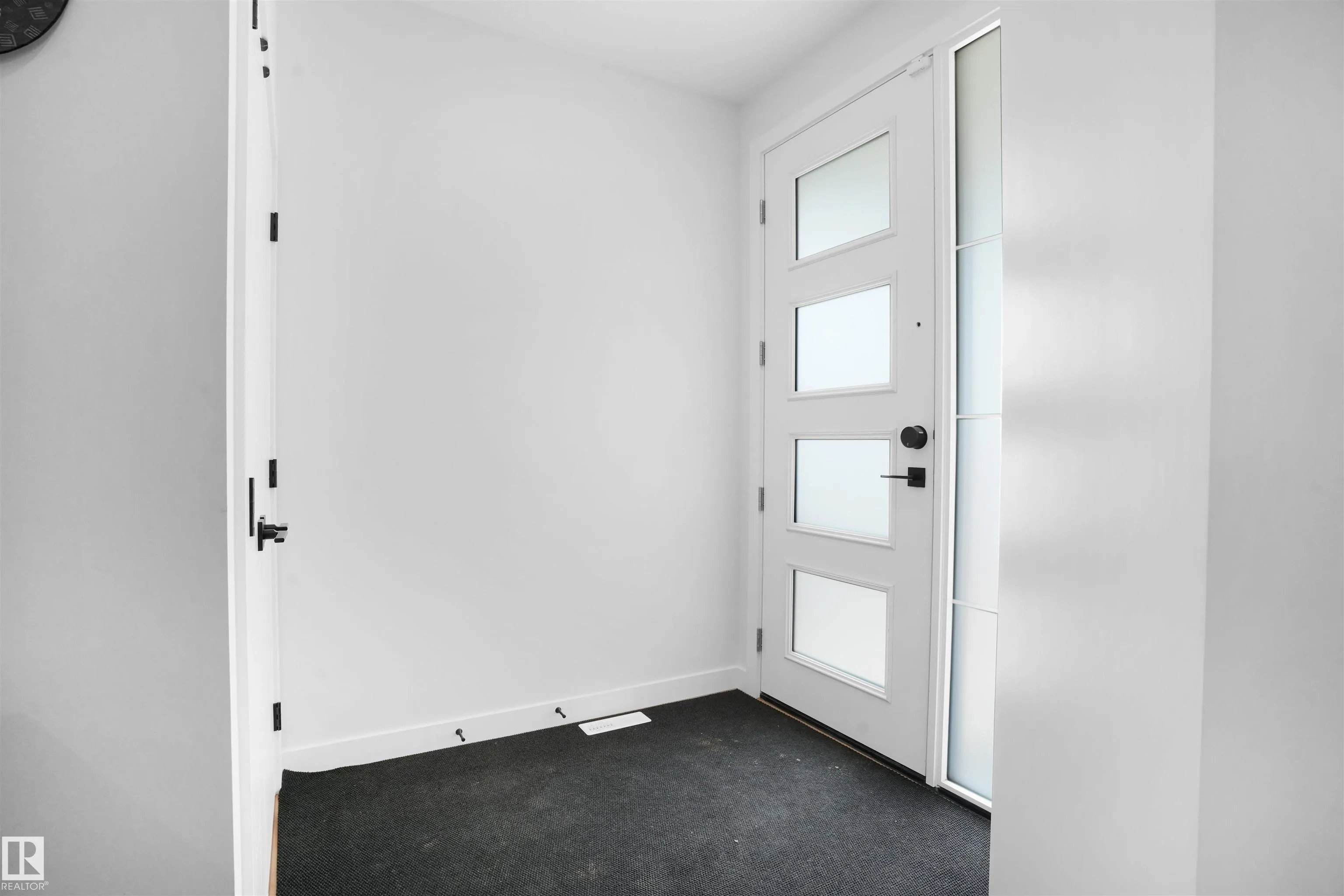 226 EDGEMONT GREEN Green