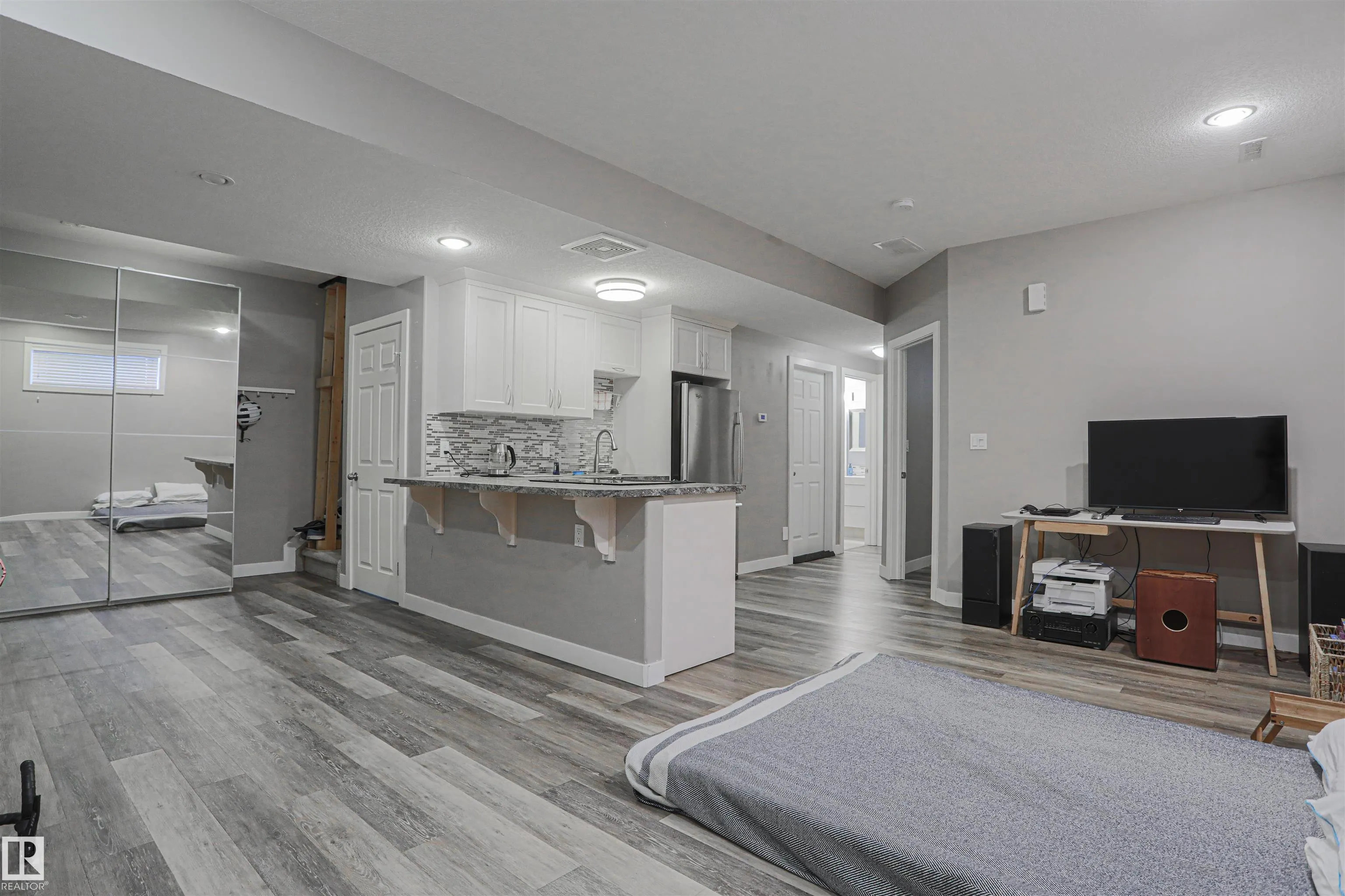 8804 100 Street