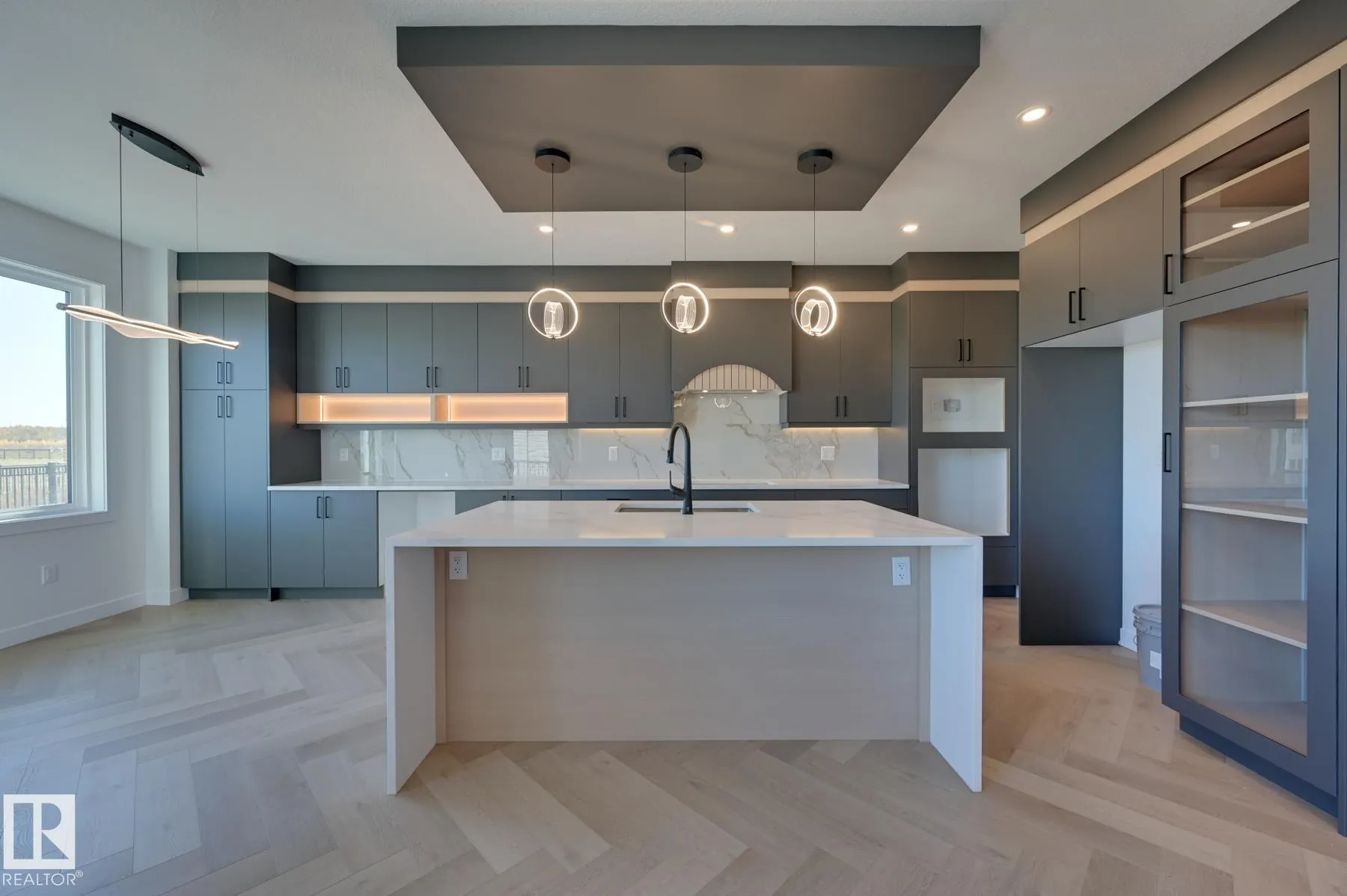 88 ELDRIDGE Point(e)