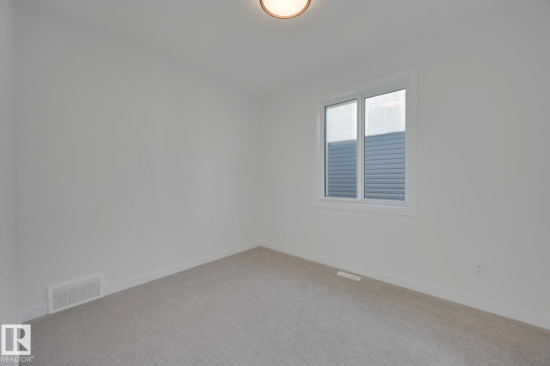 88 ELDRIDGE Point(e)