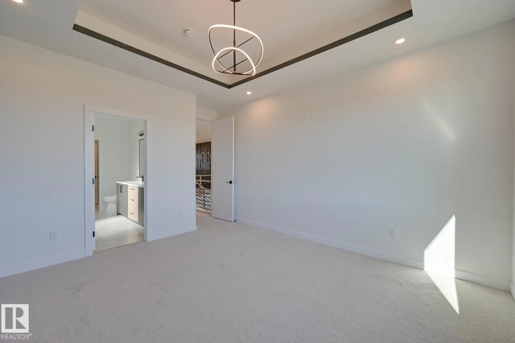 88 ELDRIDGE Point(e)