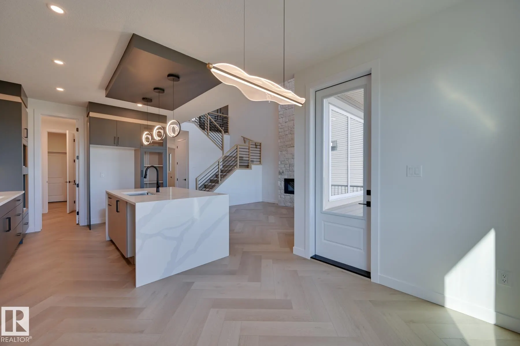 88 ELDRIDGE Point(e)