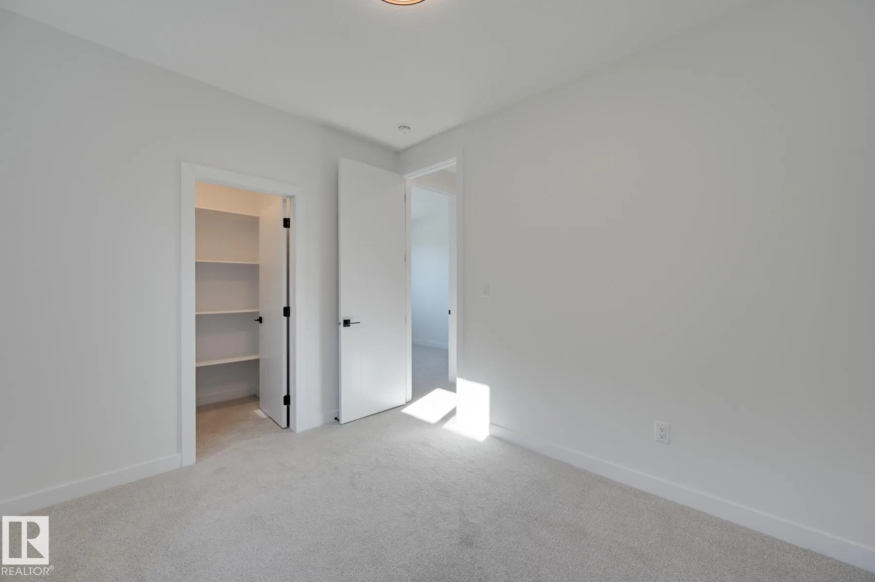 88 ELDRIDGE Point(e)