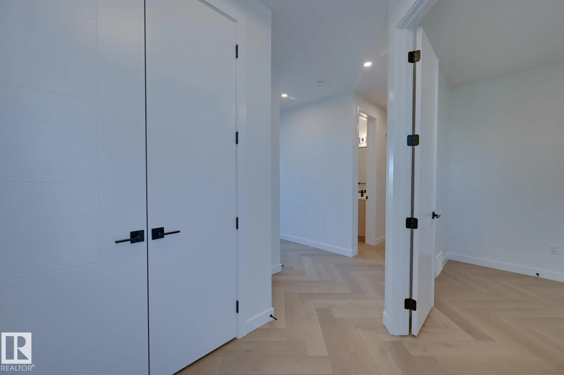 88 ELDRIDGE Point(e)