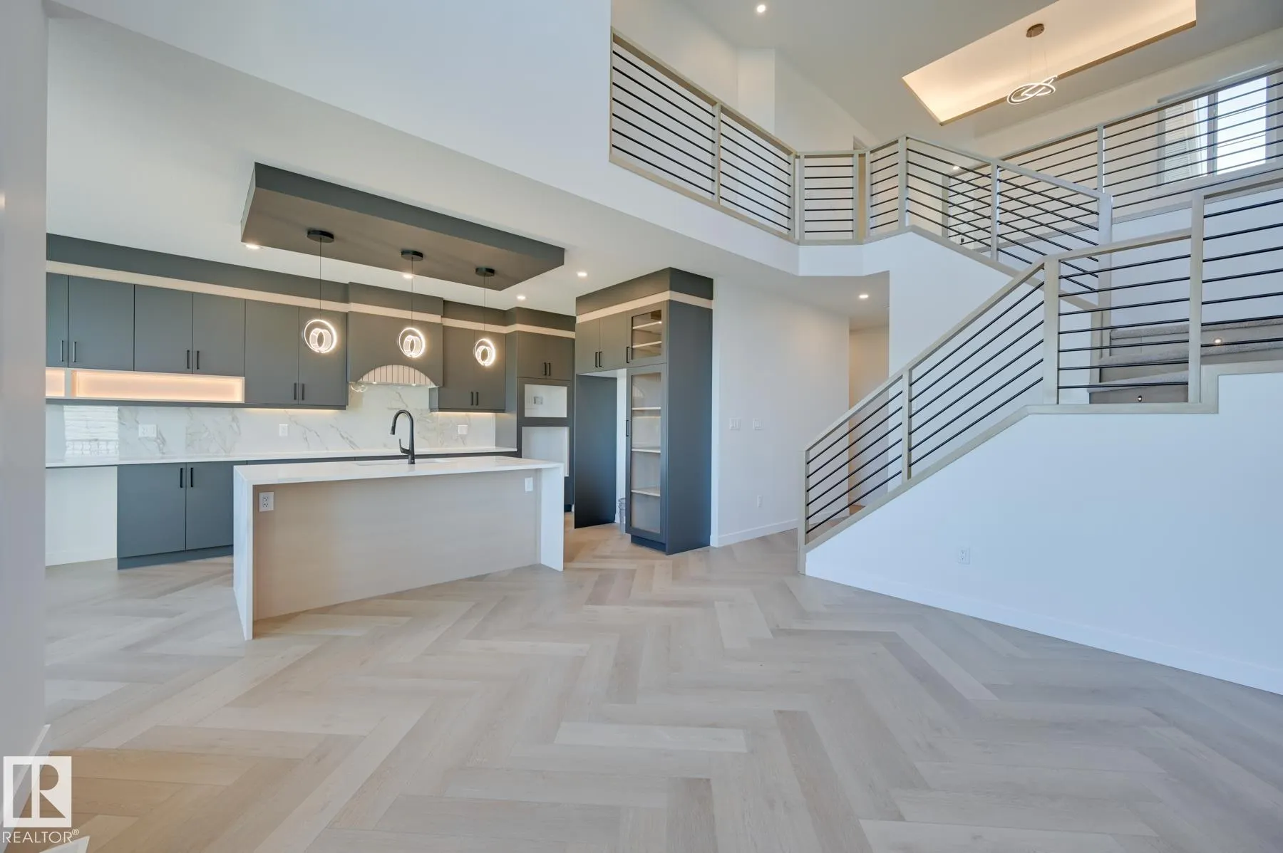 88 ELDRIDGE Point(e)