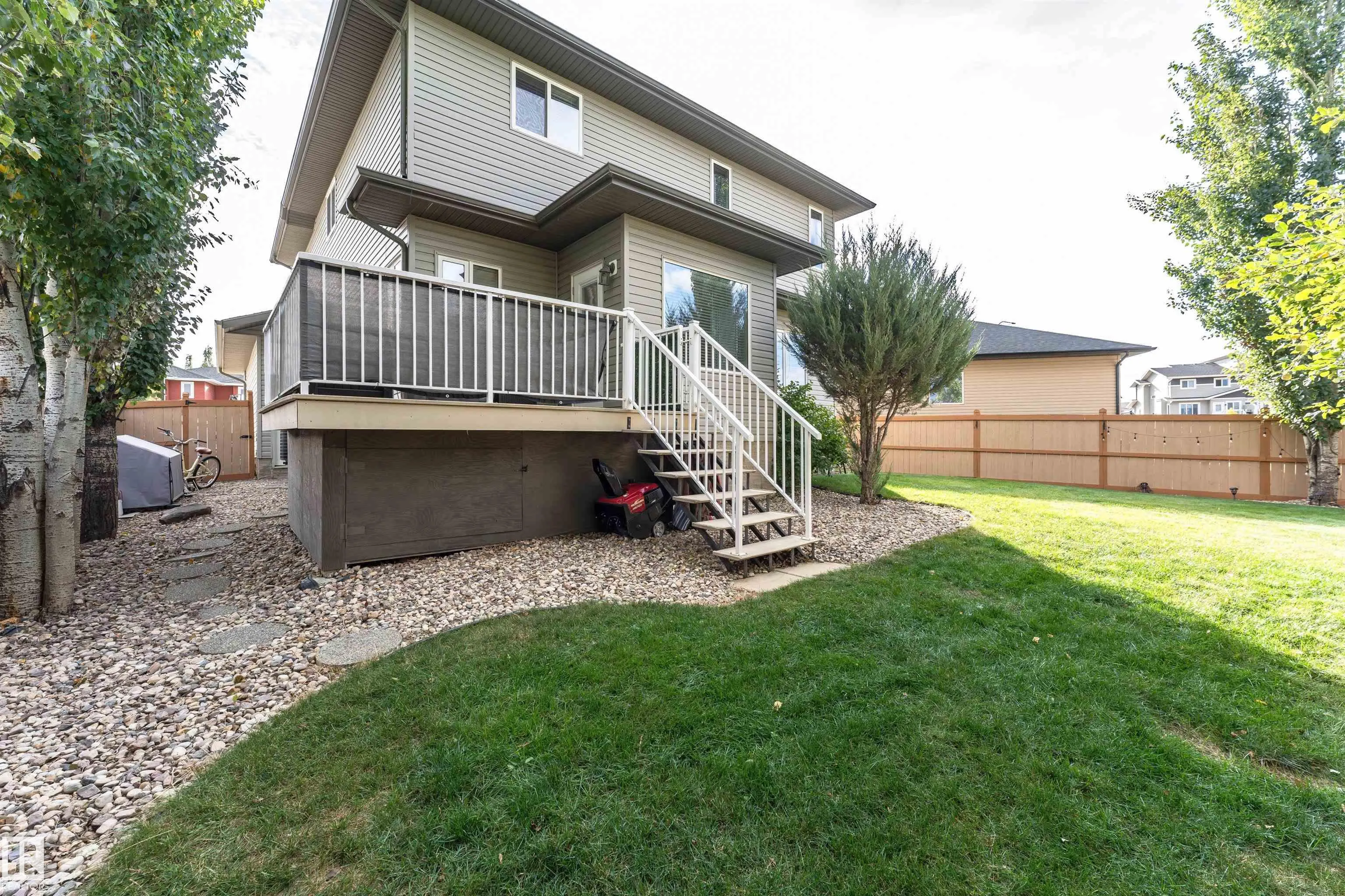44 WALTERS Place