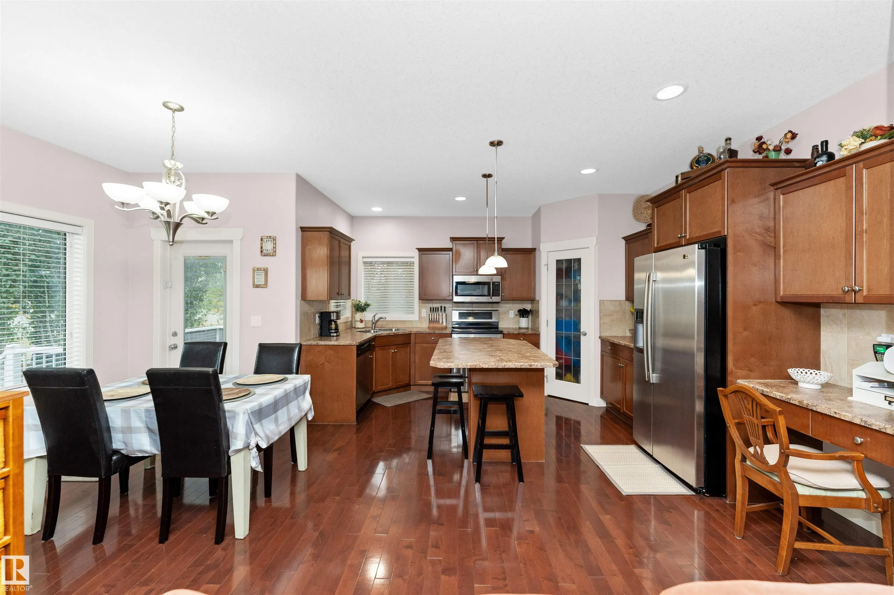 44 WALTERS Place
