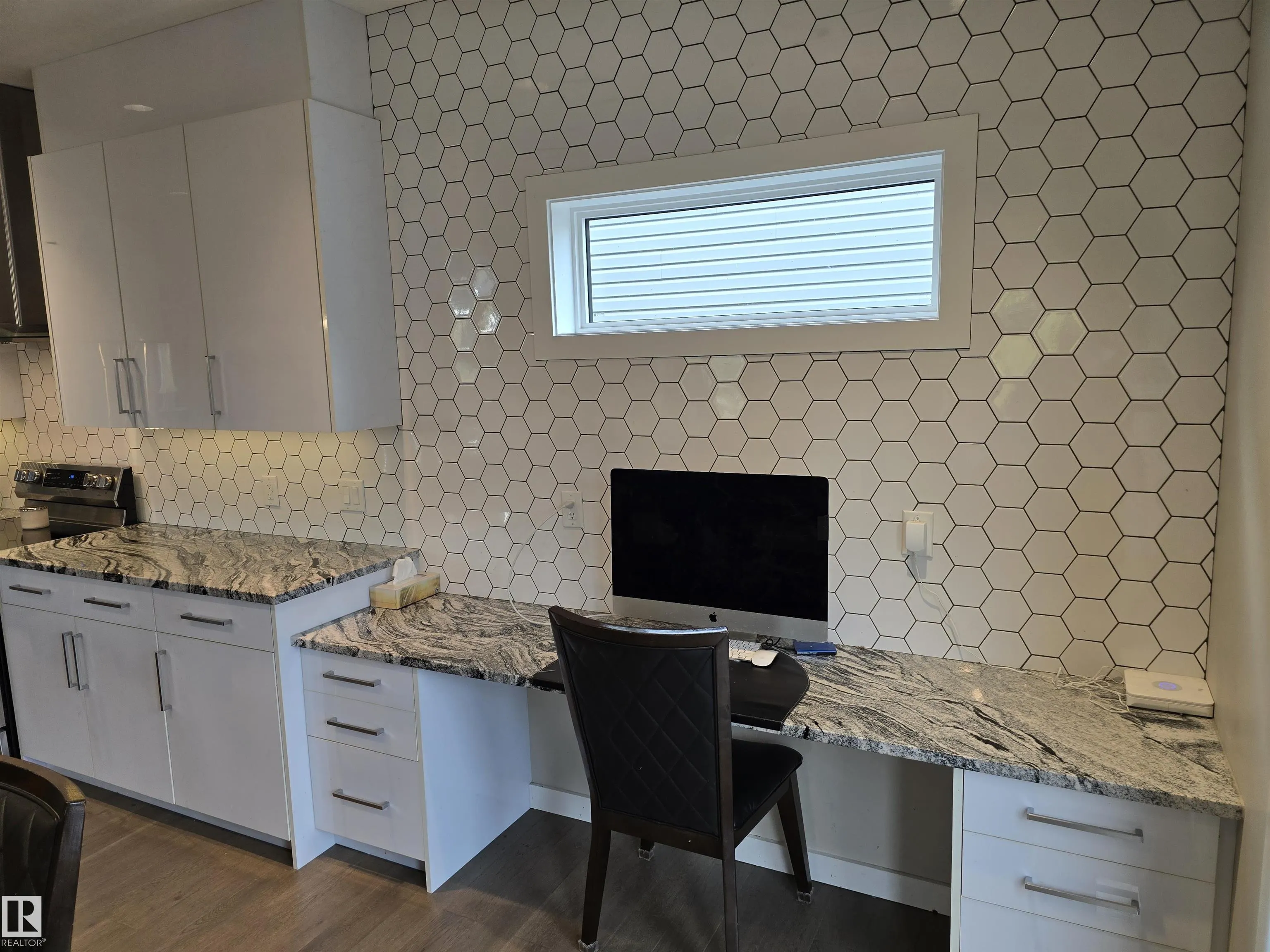 4116 SUMMERLAND Drive