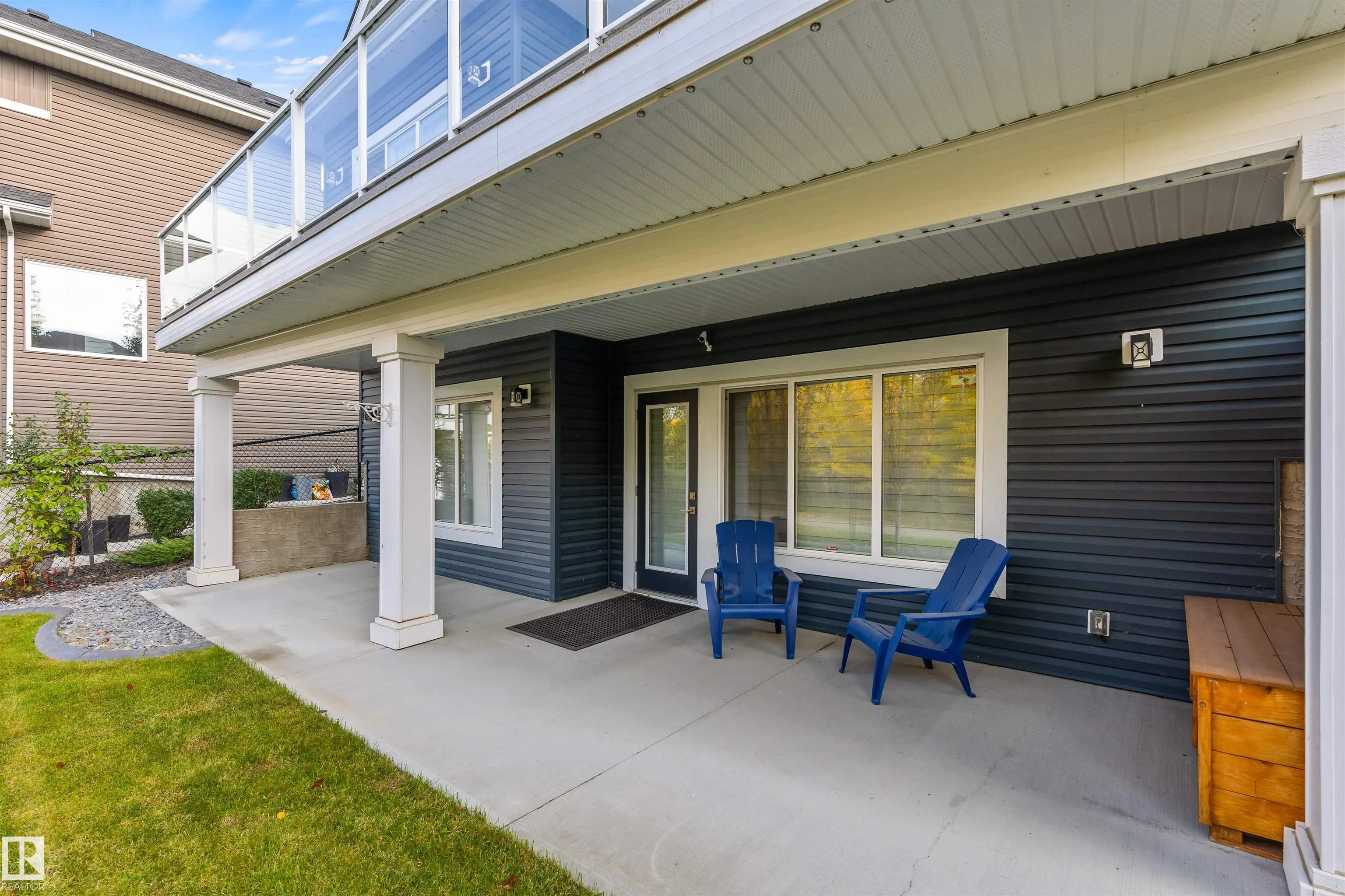 1748 TANAGER Close
