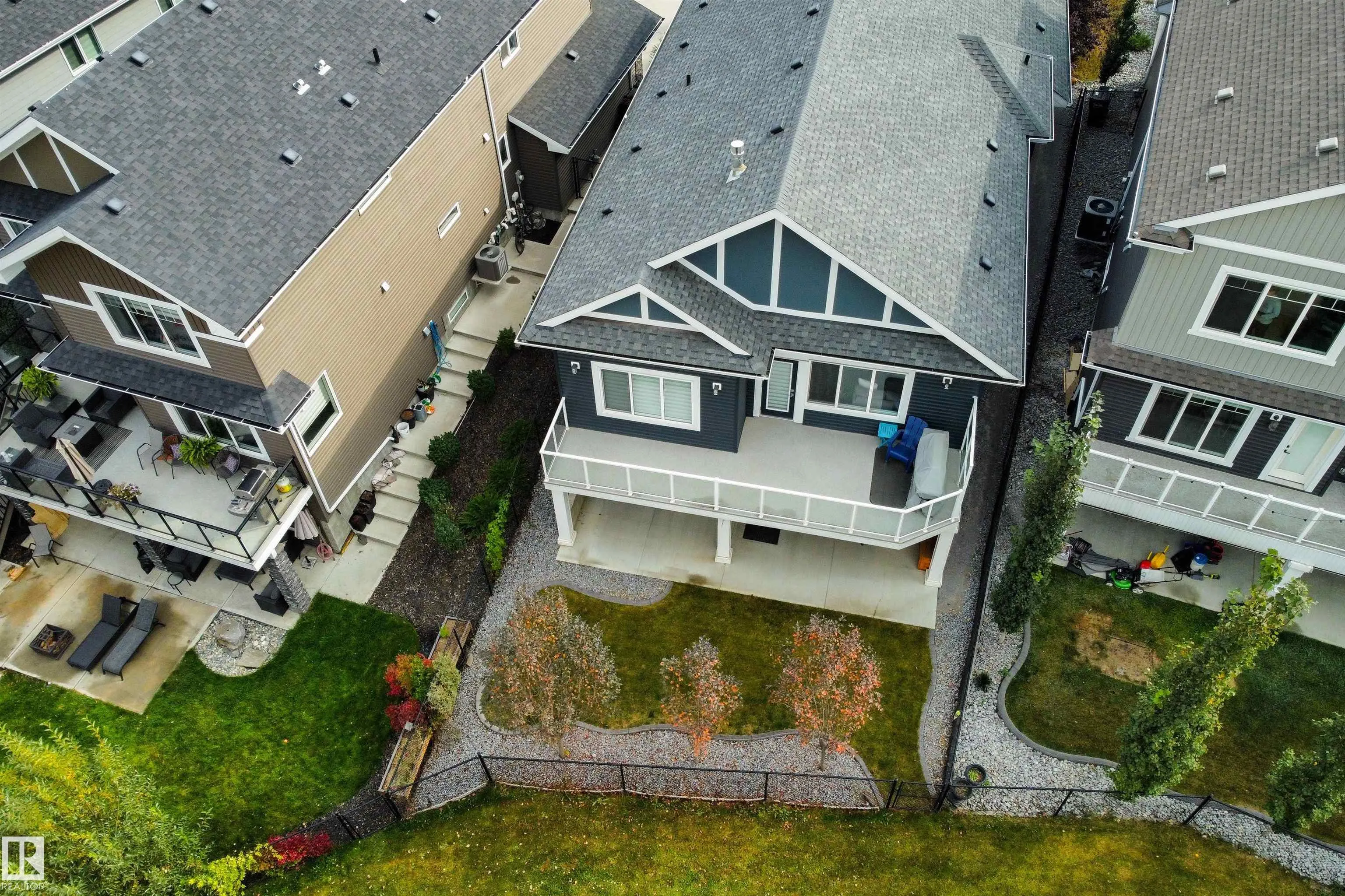 1748 TANAGER Close