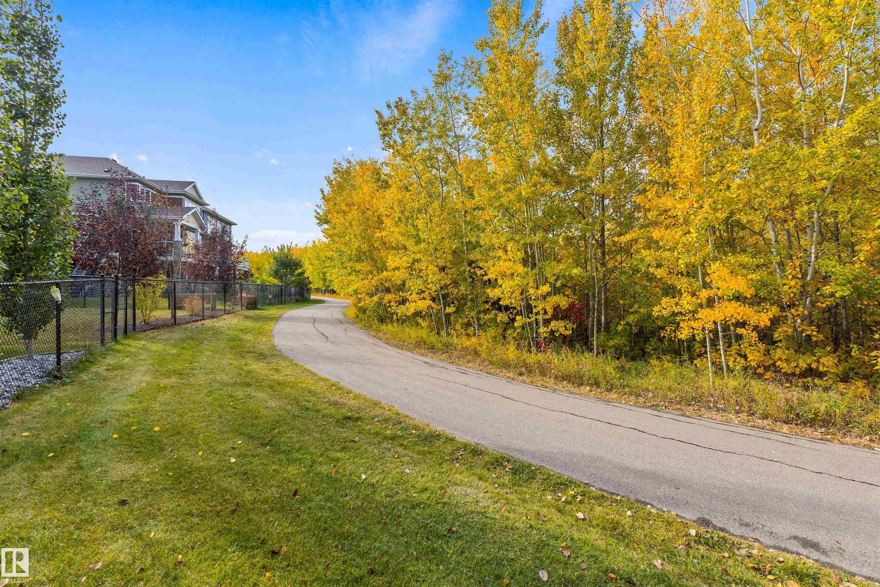 1748 TANAGER Close