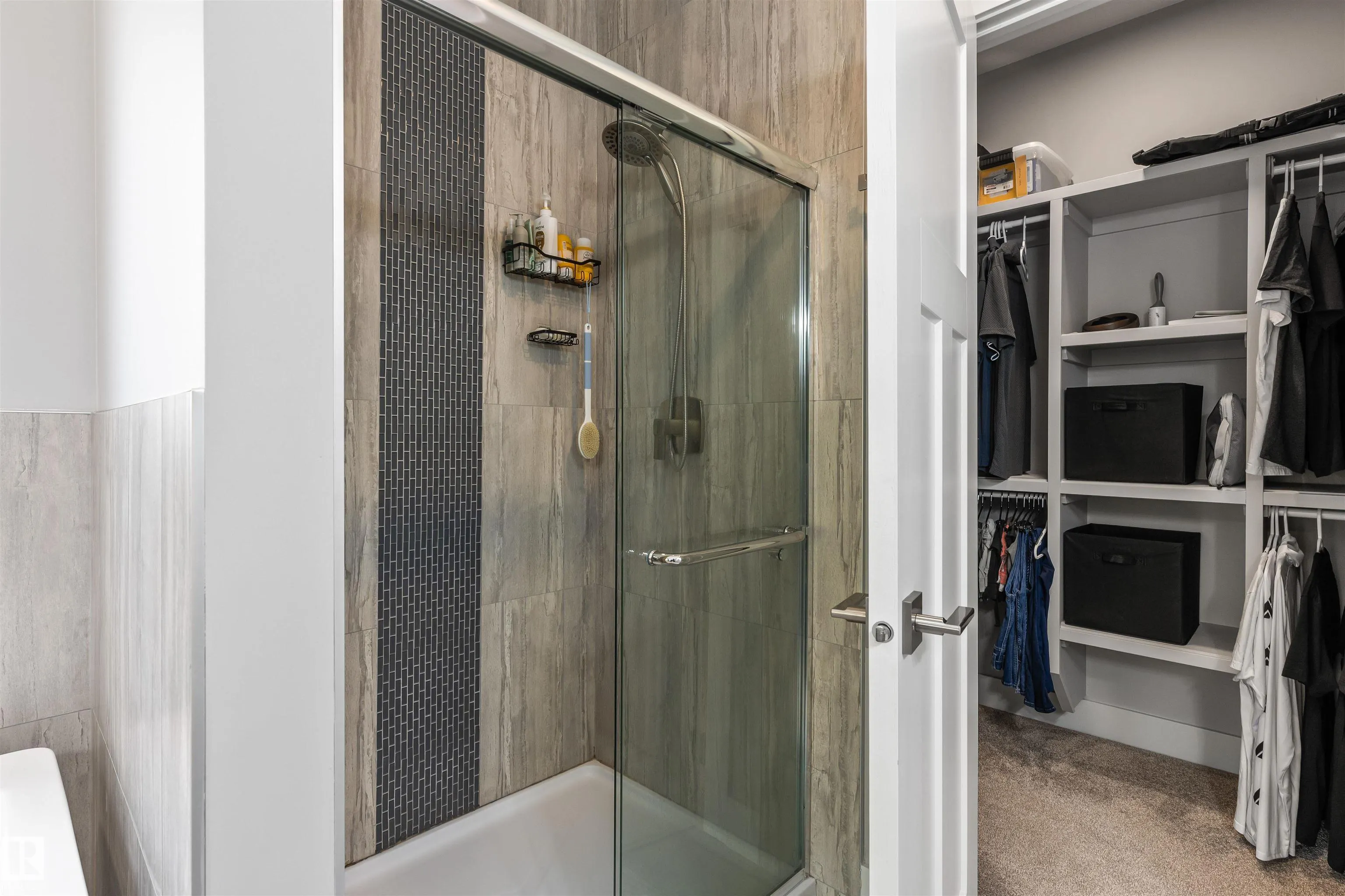 1748 TANAGER Close