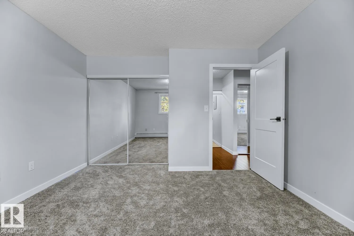 2508 50 Street