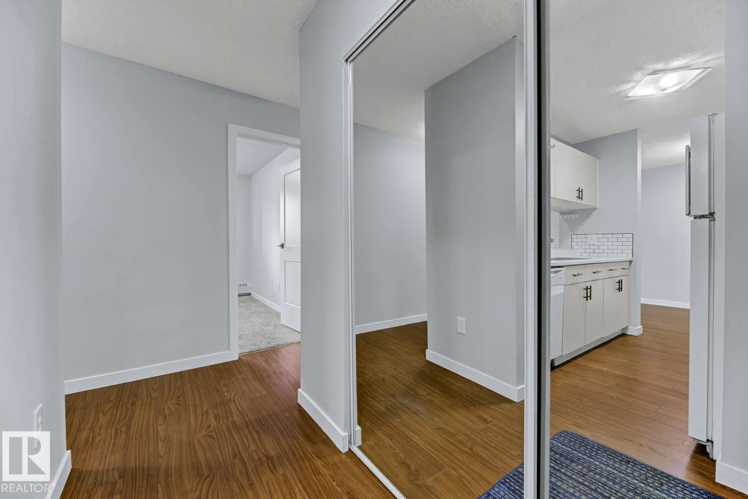 2508 50 Street