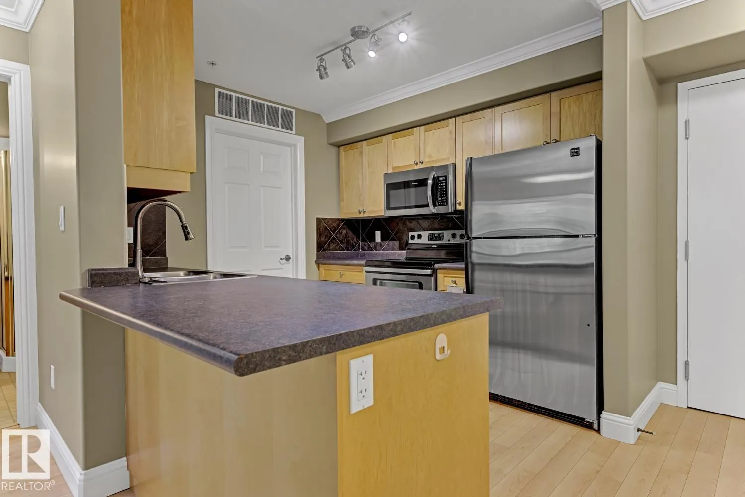 14608 125 Street