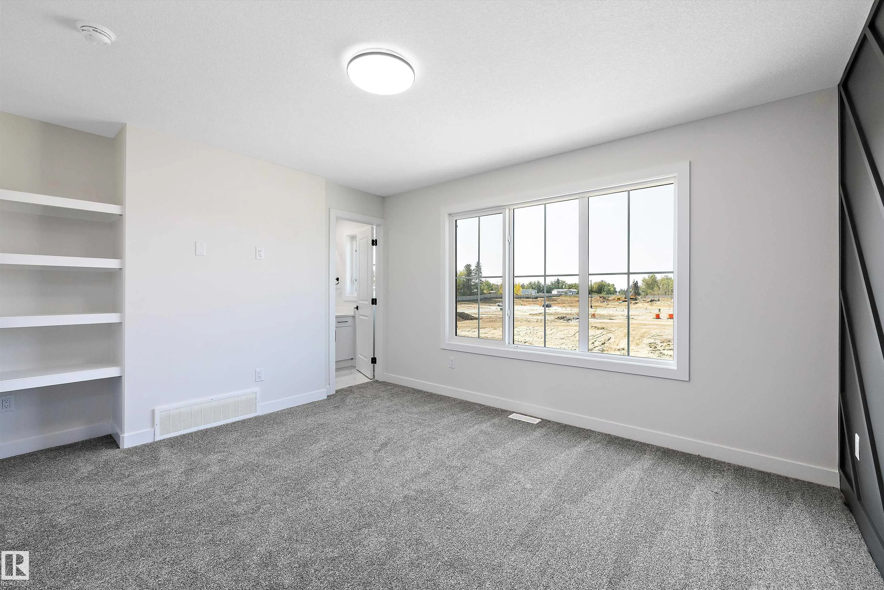 2113 CROSSBILL Lane