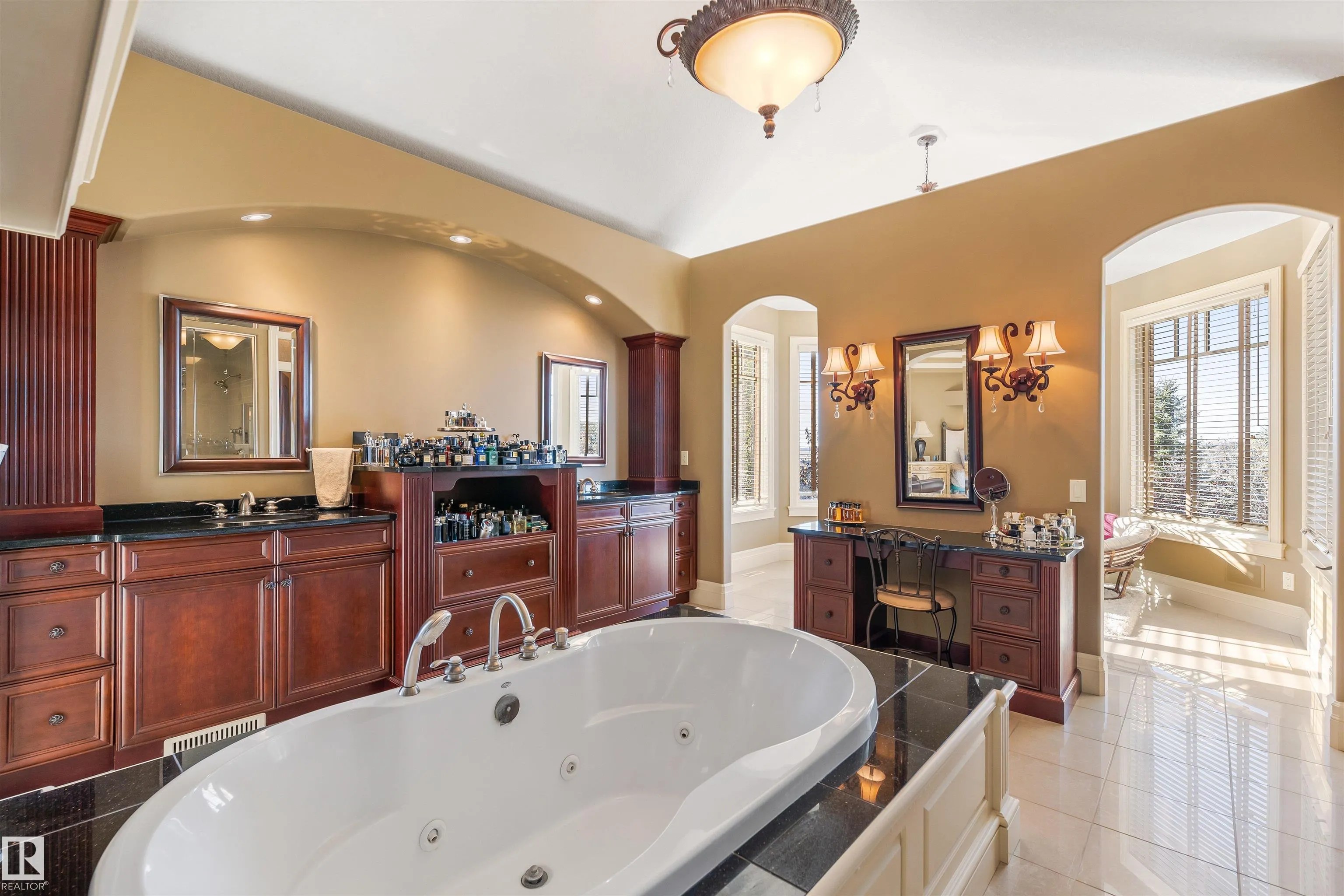 129 Riverview Crescent