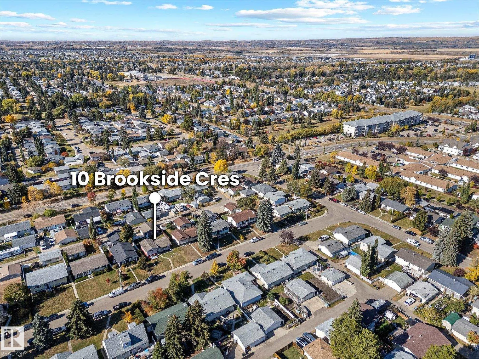 10 BROOKSIDE Crescent
