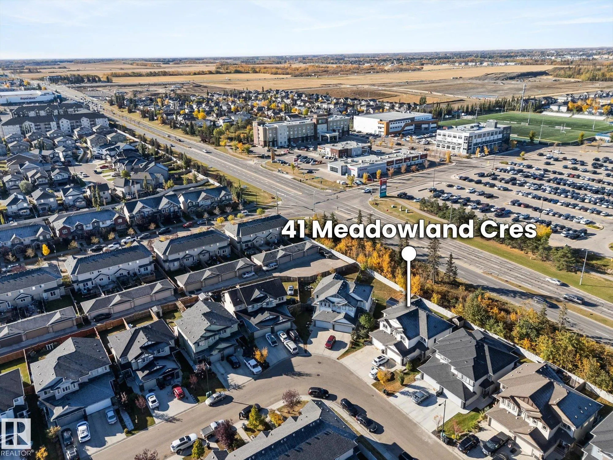 41 MEADOWLAND Crescent