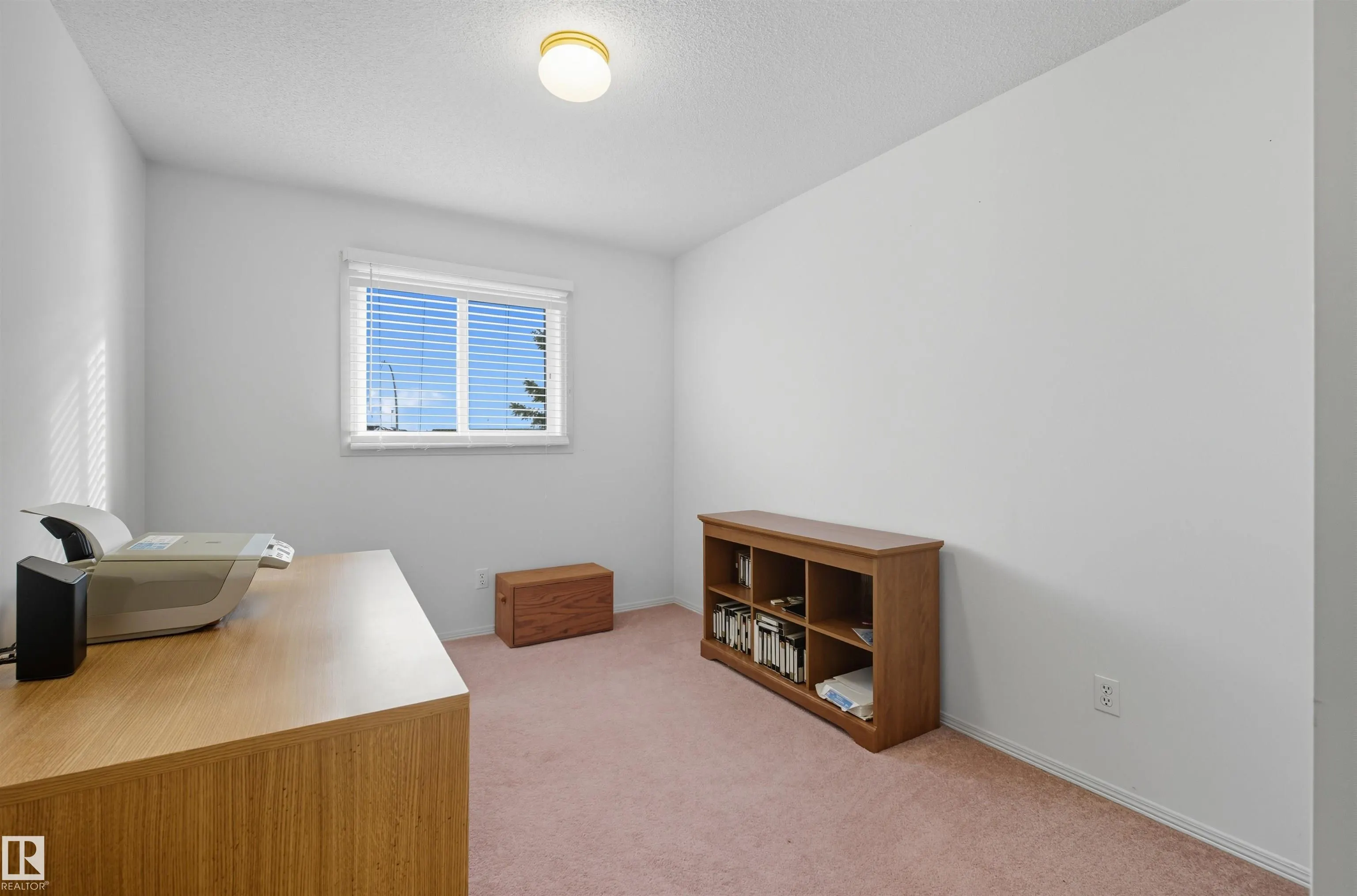 3645 145 Ave