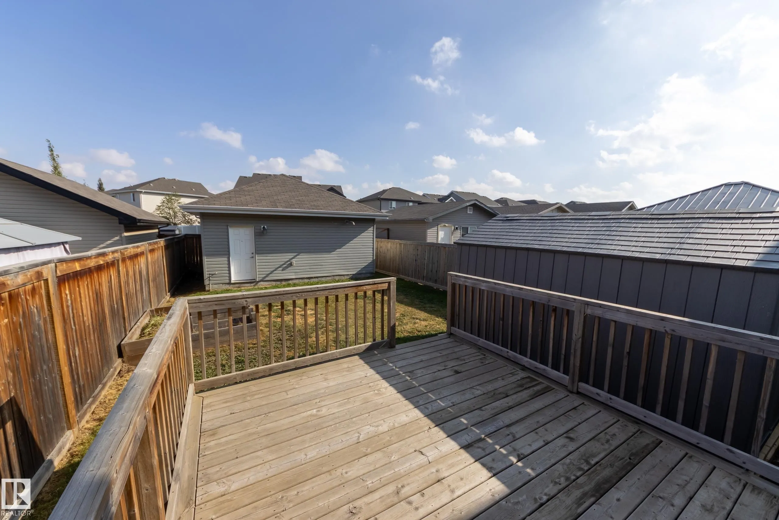 97 Santana Crescent