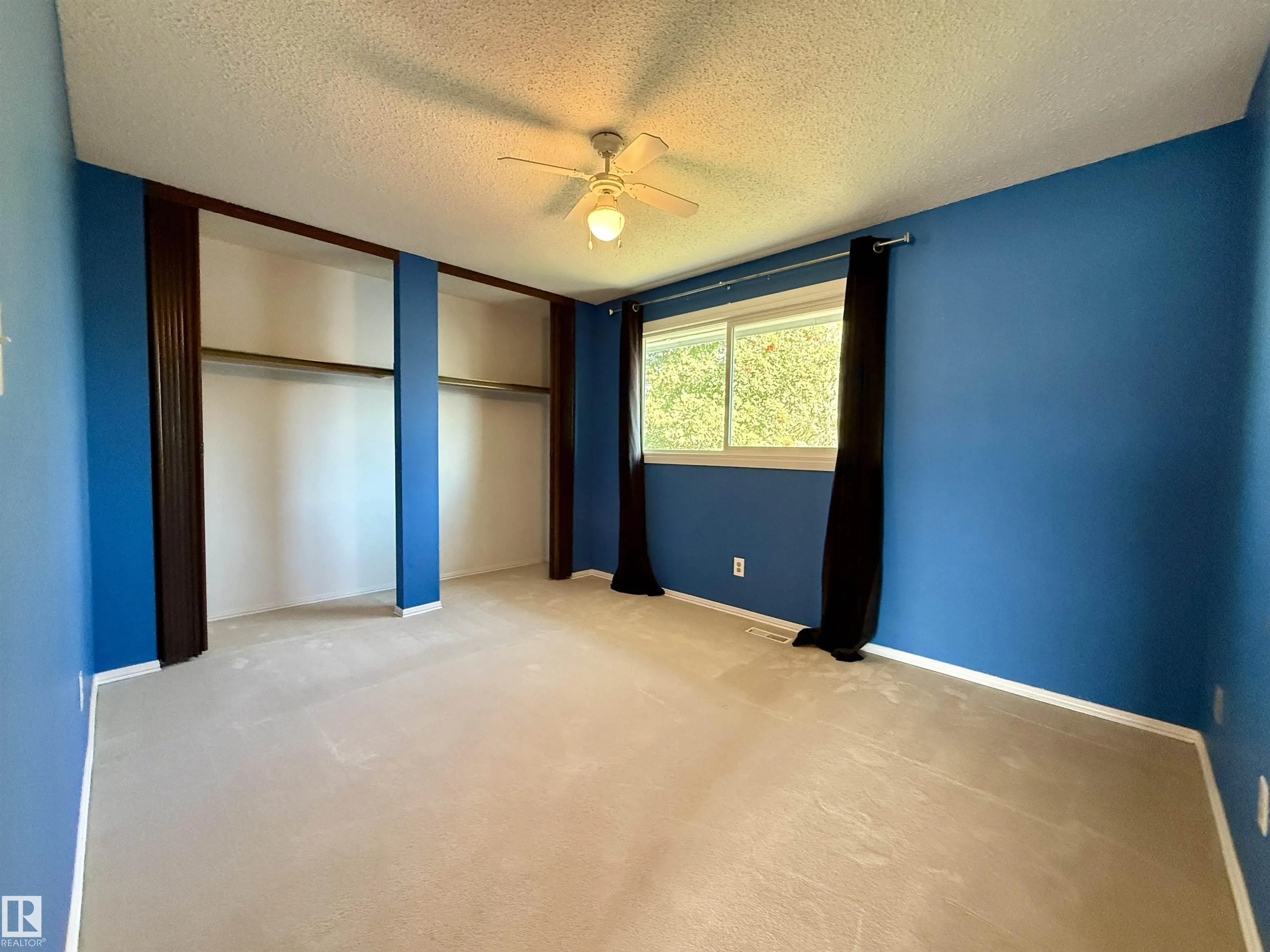 221 CALLINGWOOD Place