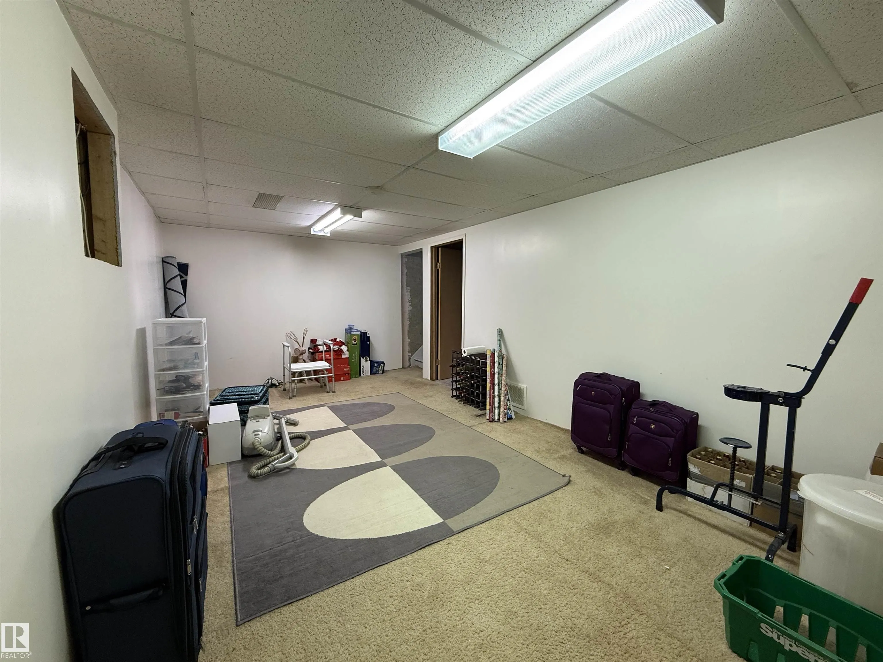 221 CALLINGWOOD Place