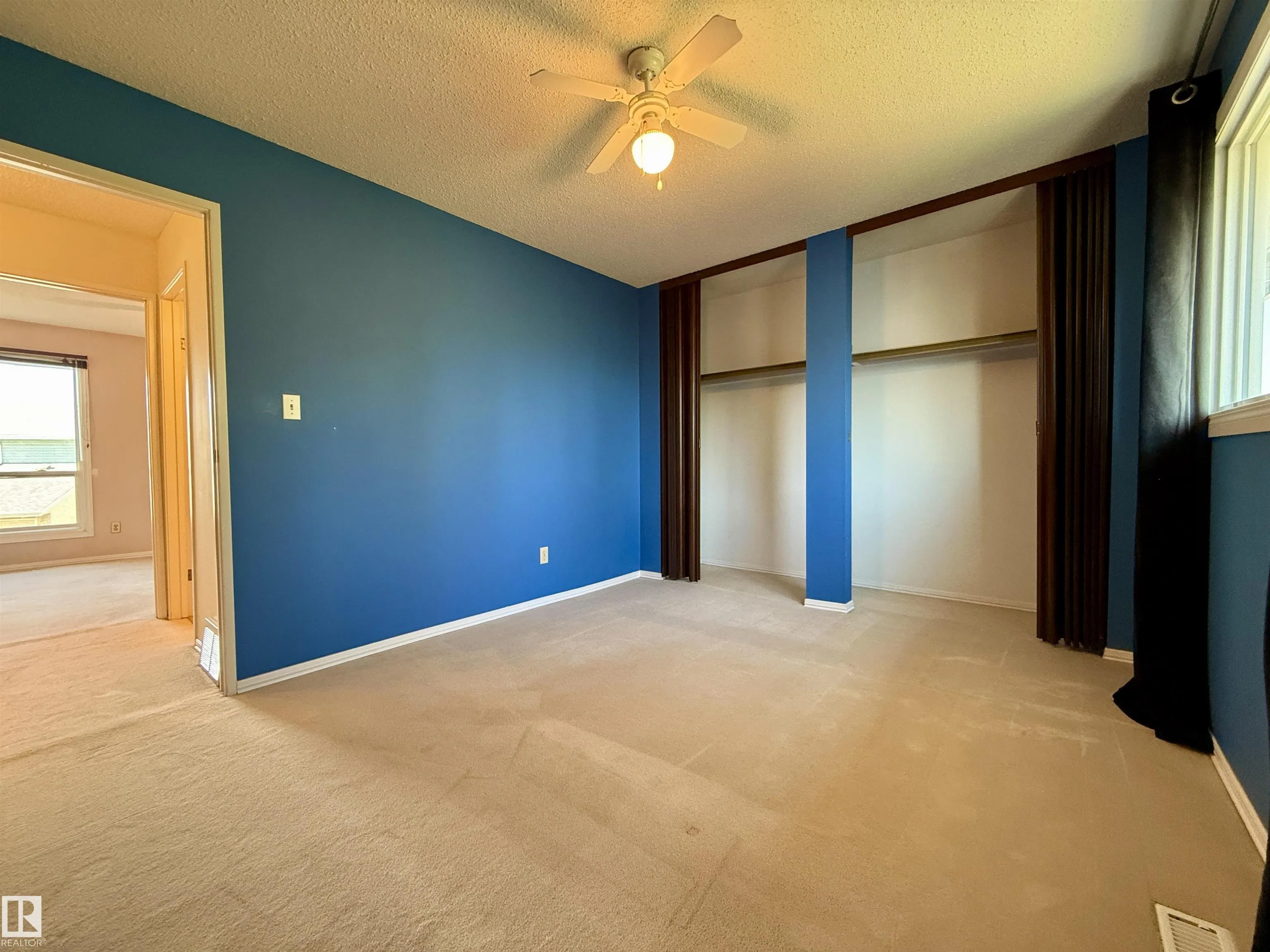 221 CALLINGWOOD Place