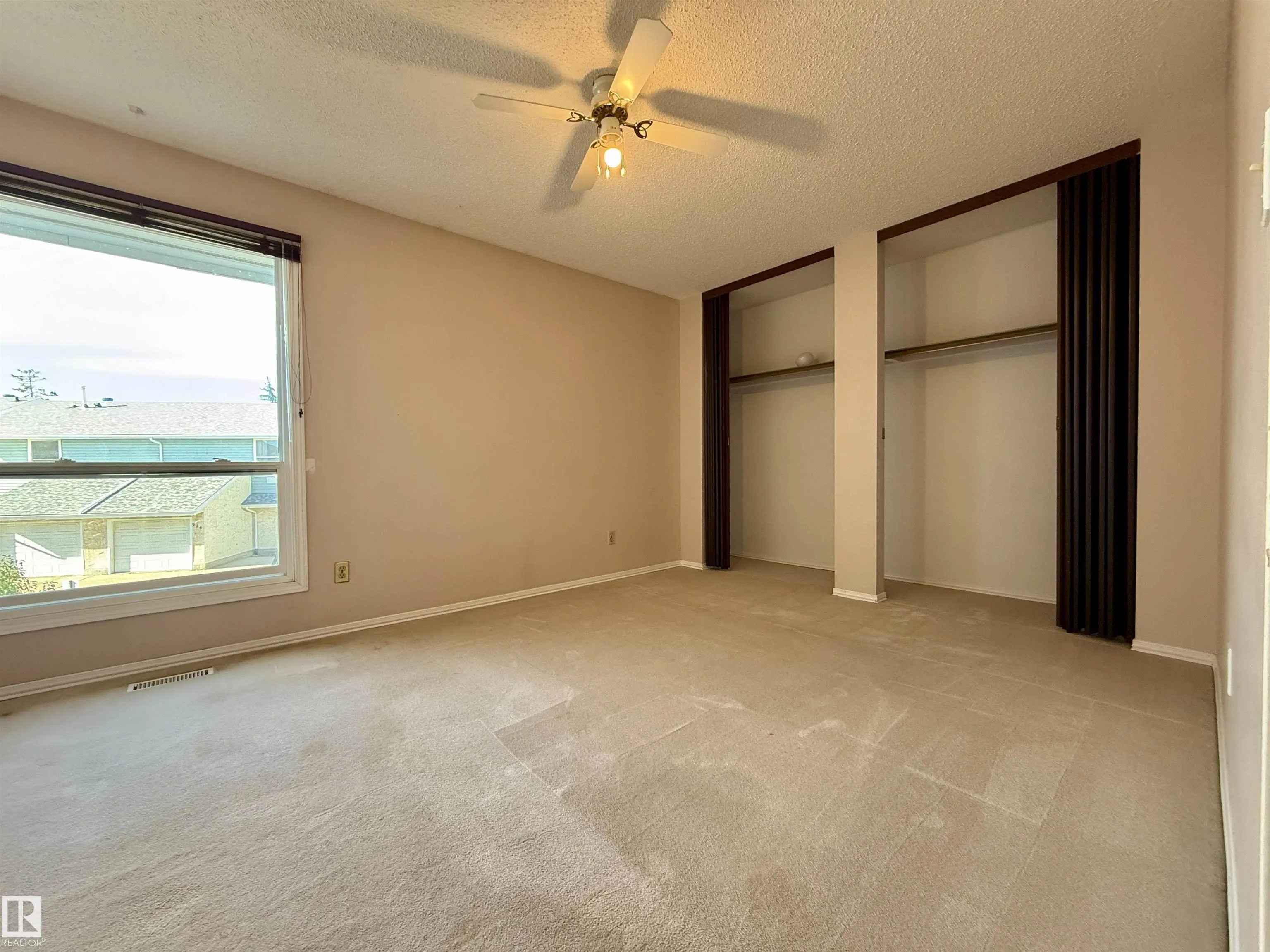 221 CALLINGWOOD Place