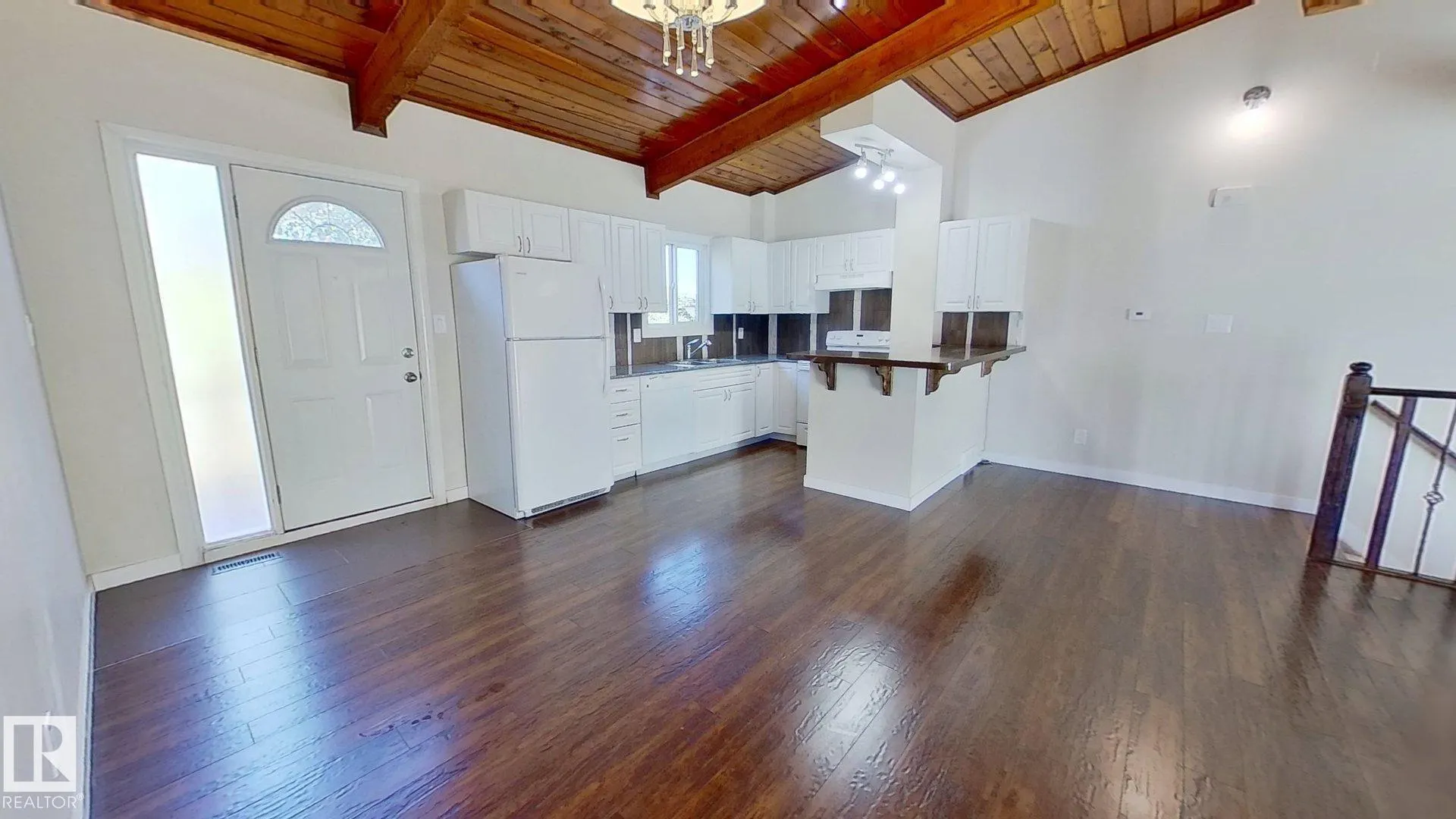 15 NORTHWOODS Village