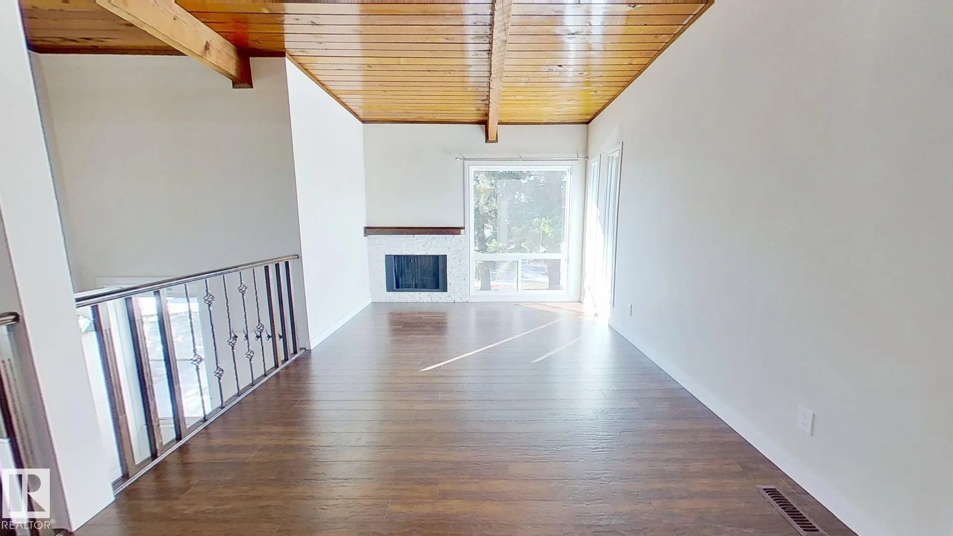15 NORTHWOODS Village
