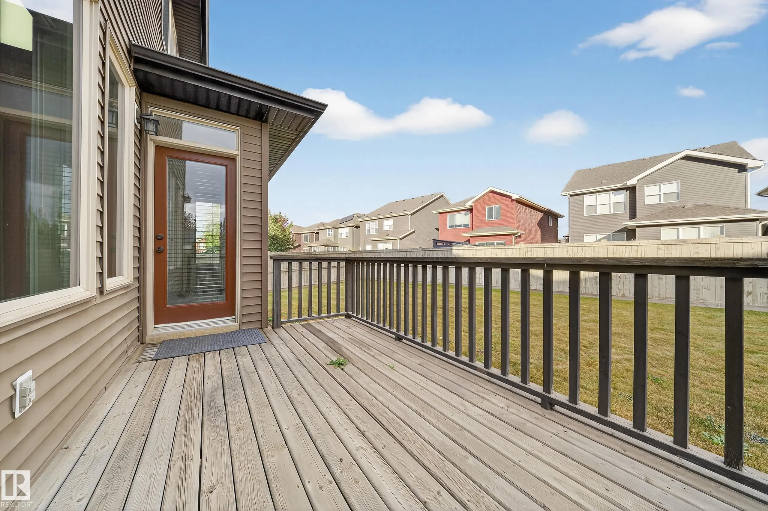 4450 CRABAPPLE LANDING Landing