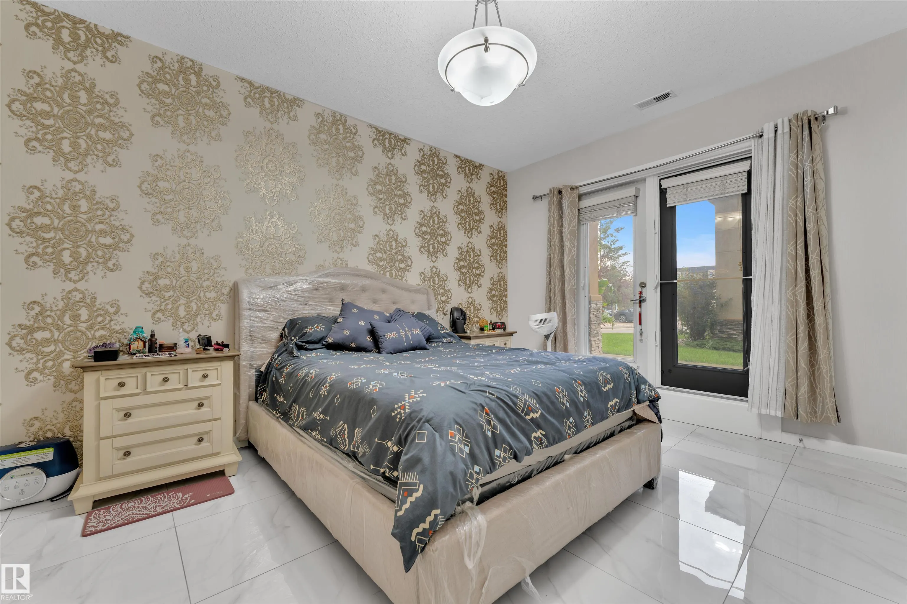 160 Magrath Road