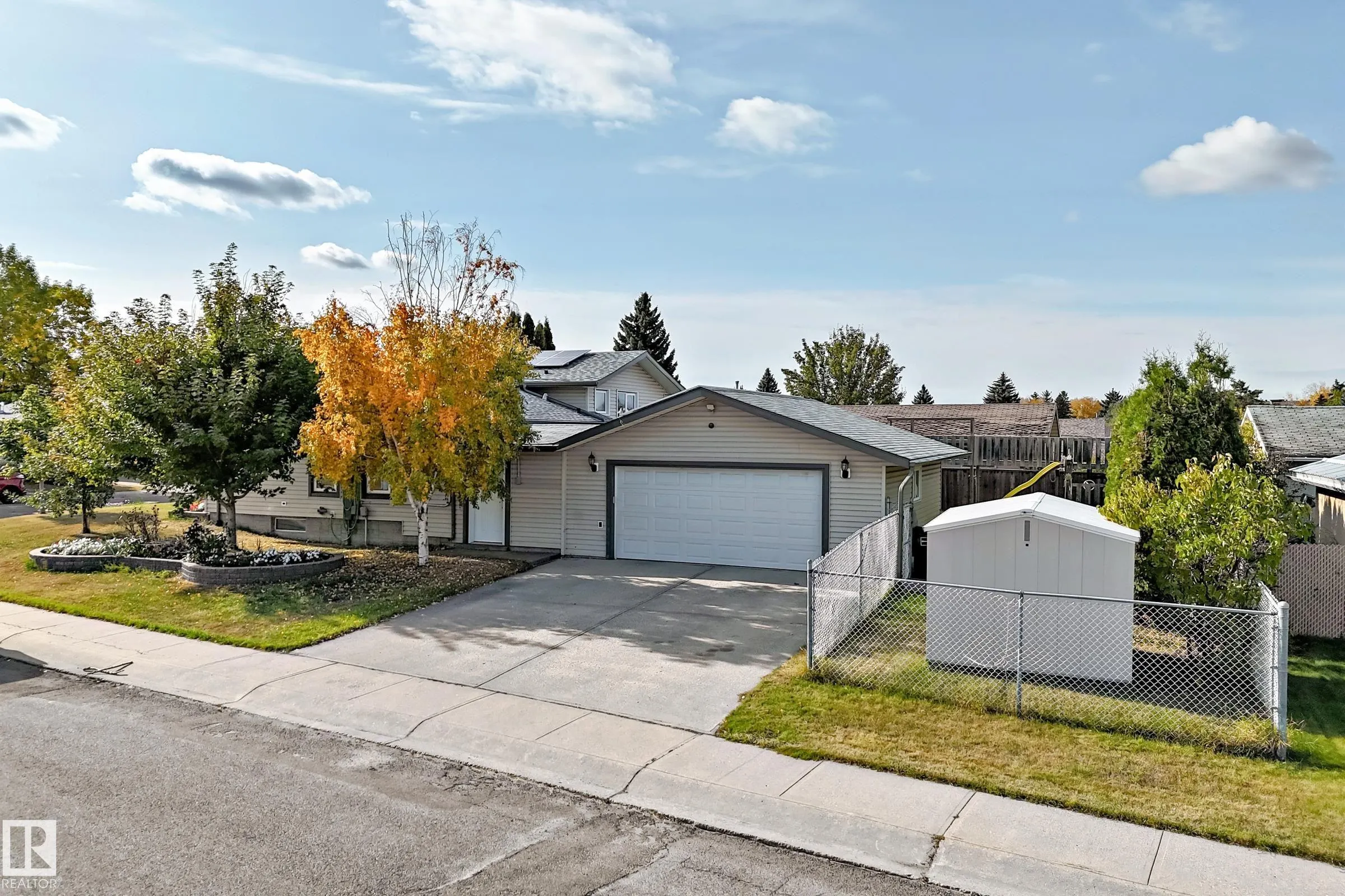 4108 135 Avenue