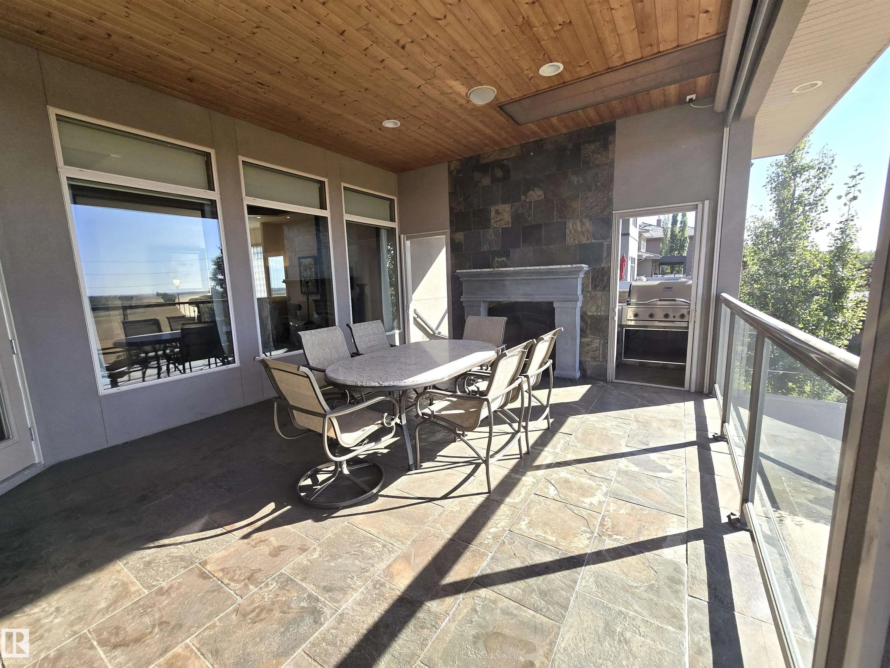 52328 RGE ROAD 233