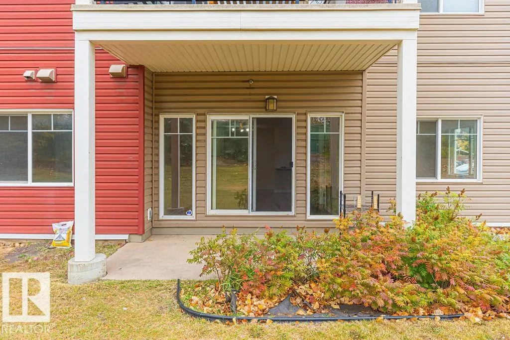 271 CHARLOTTE Way