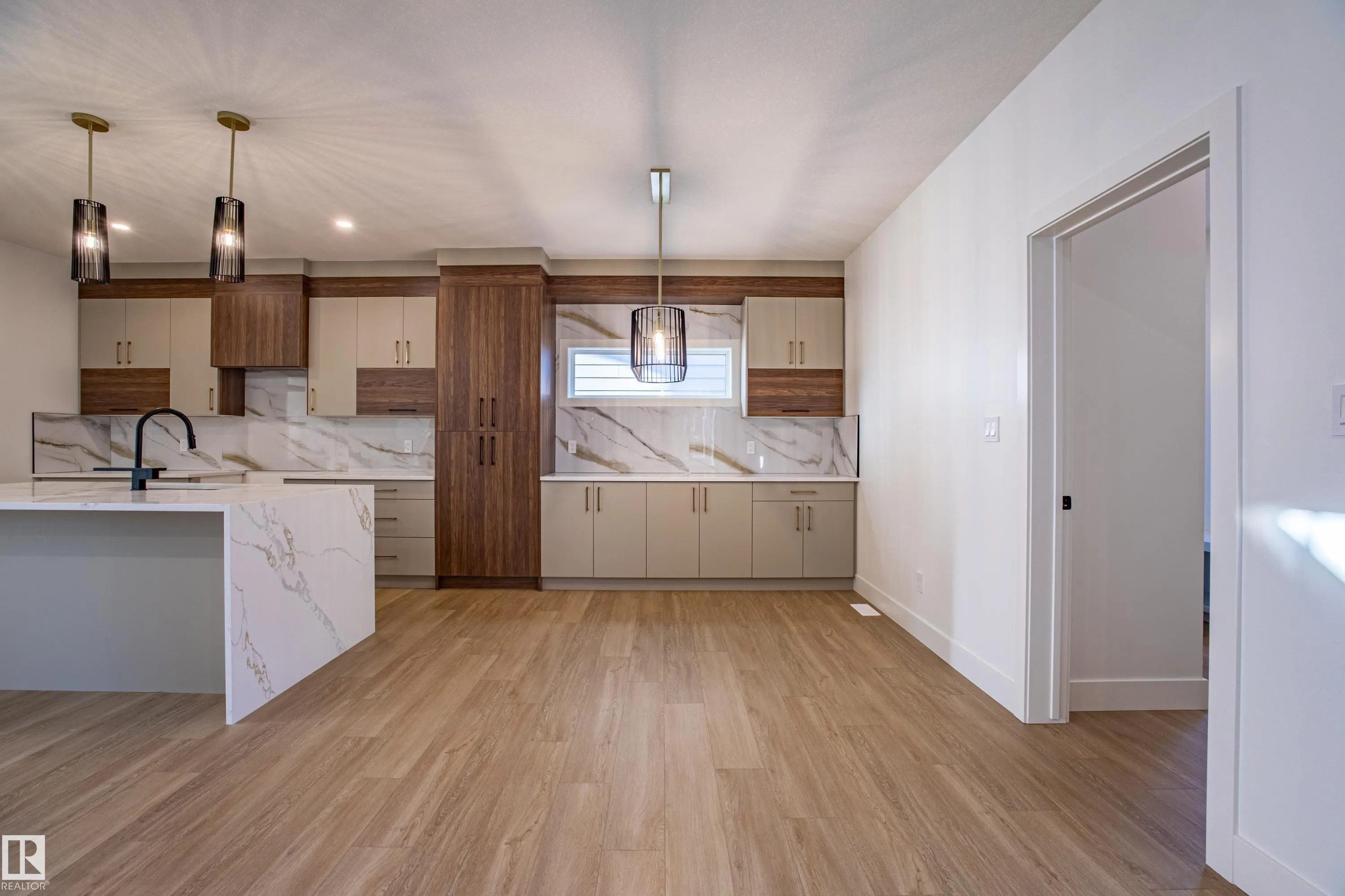 6115 CRAWFORD Drive