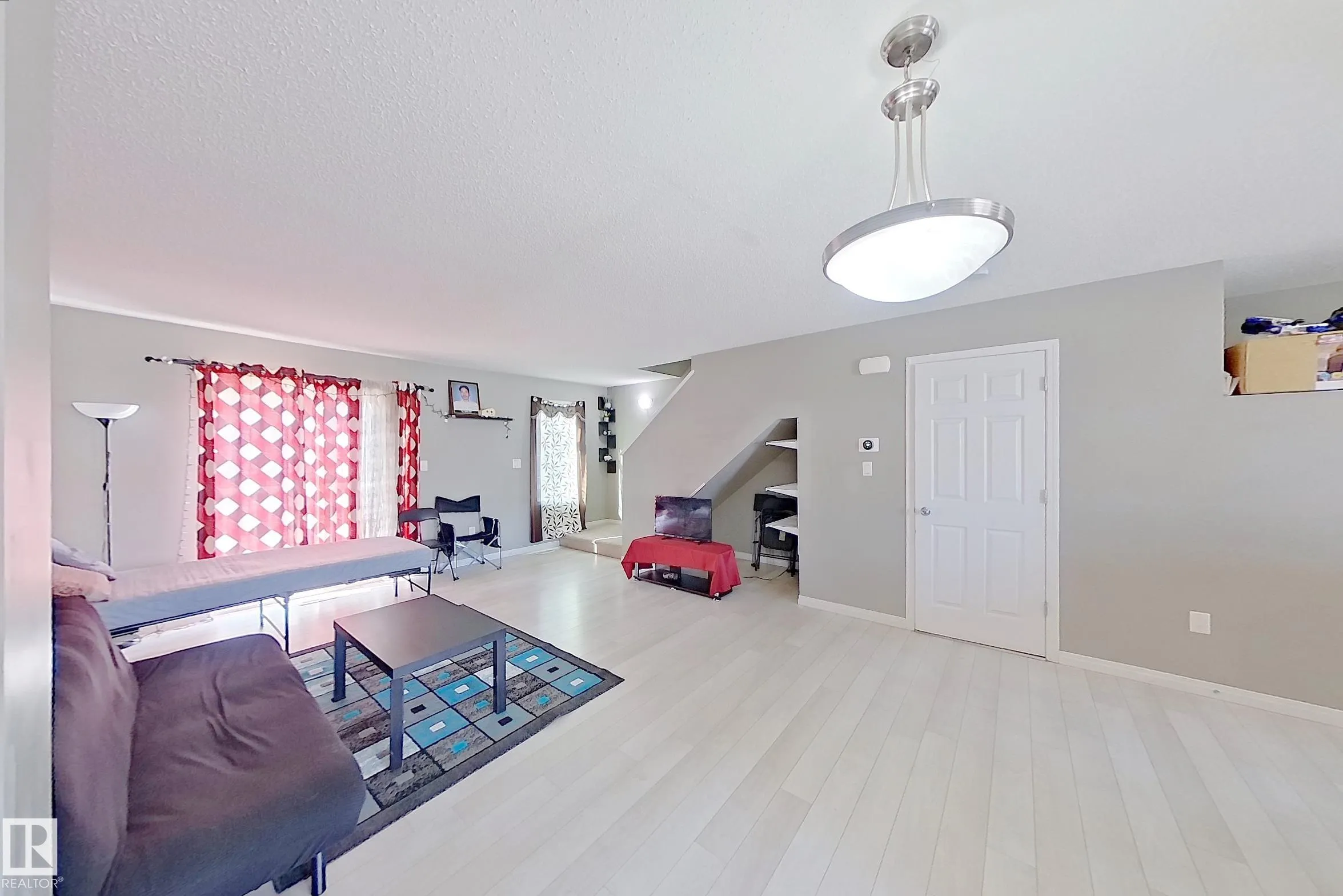 9151 SHAW Way