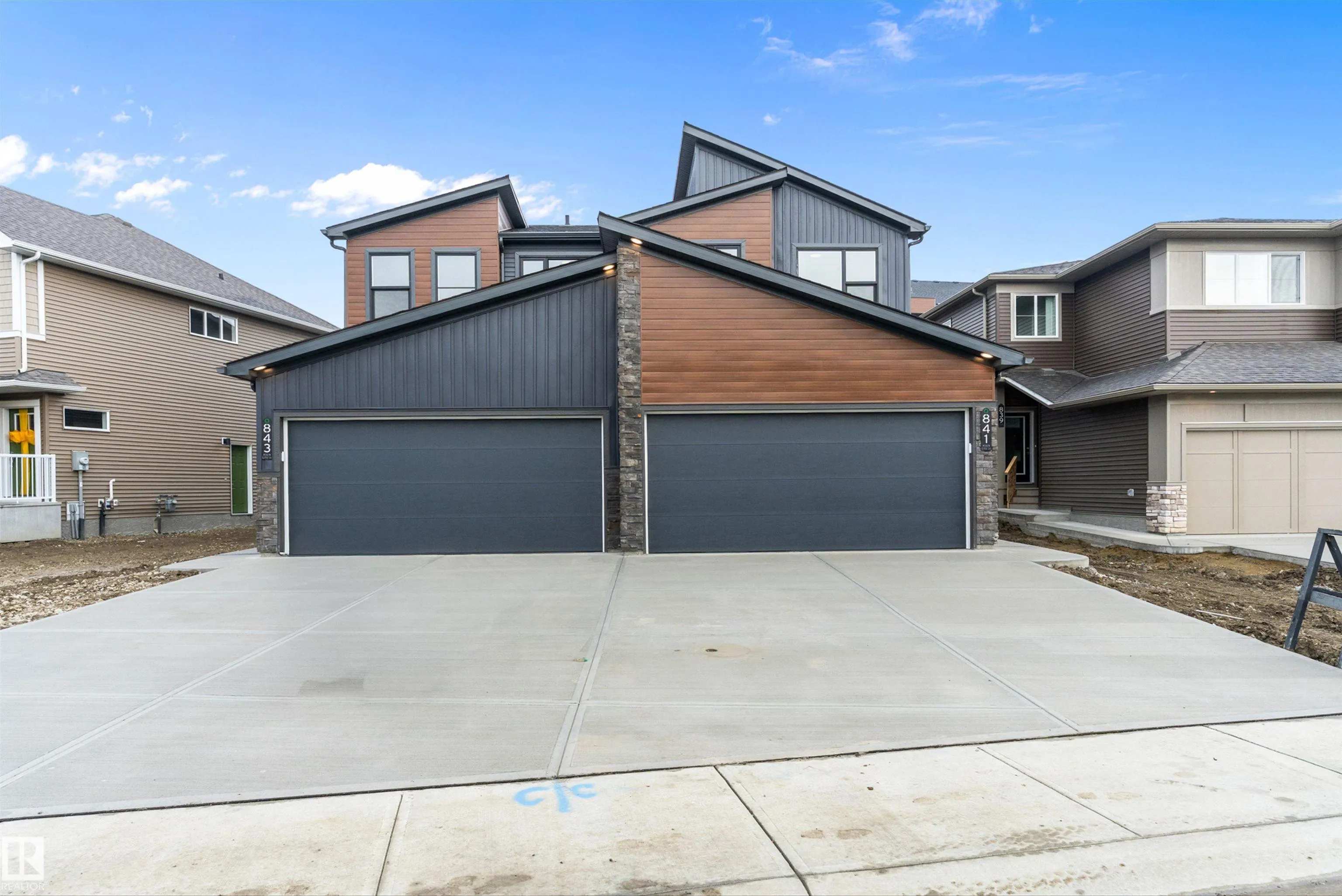 841 ROWAN Close