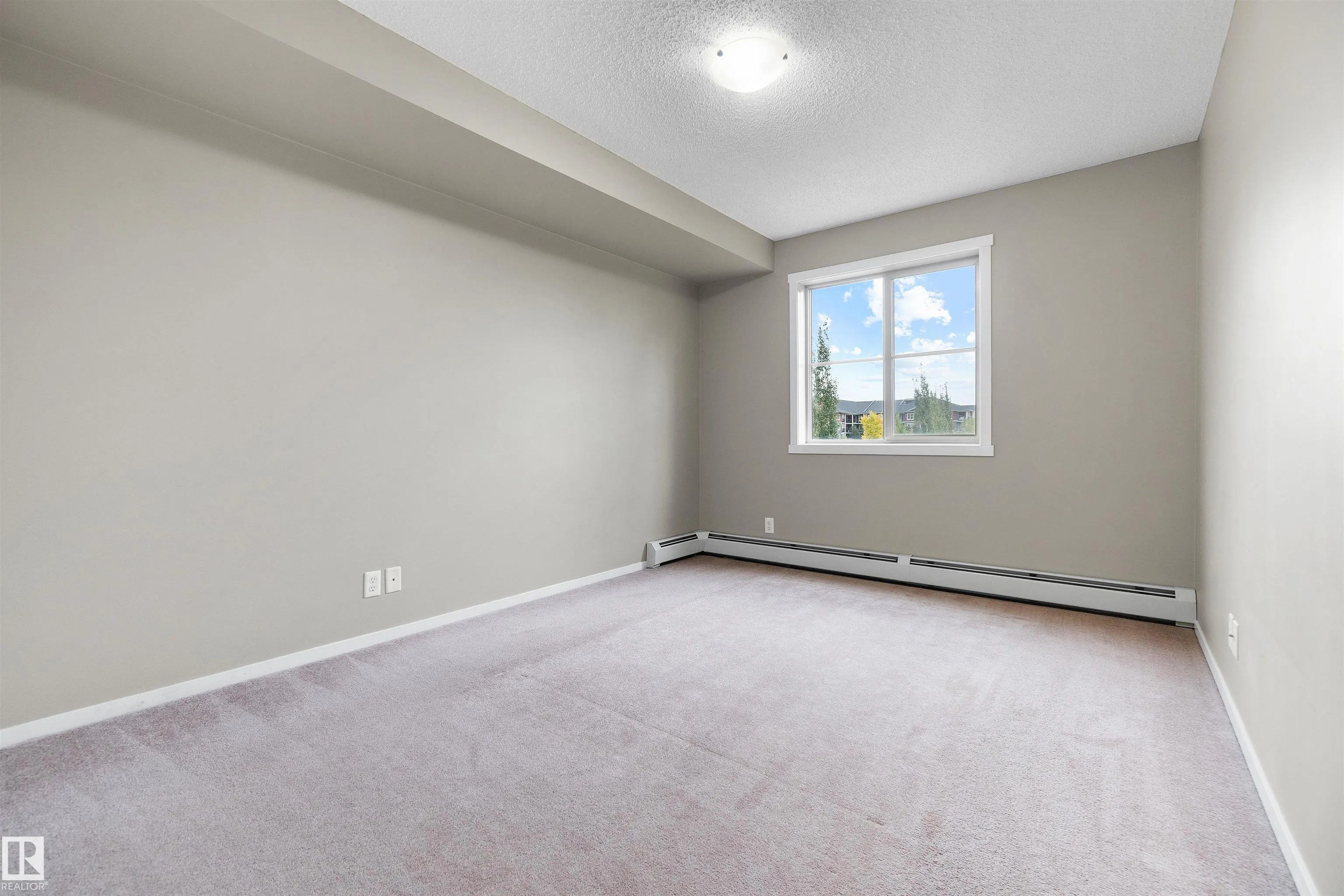 3207 James Mowatt Trail