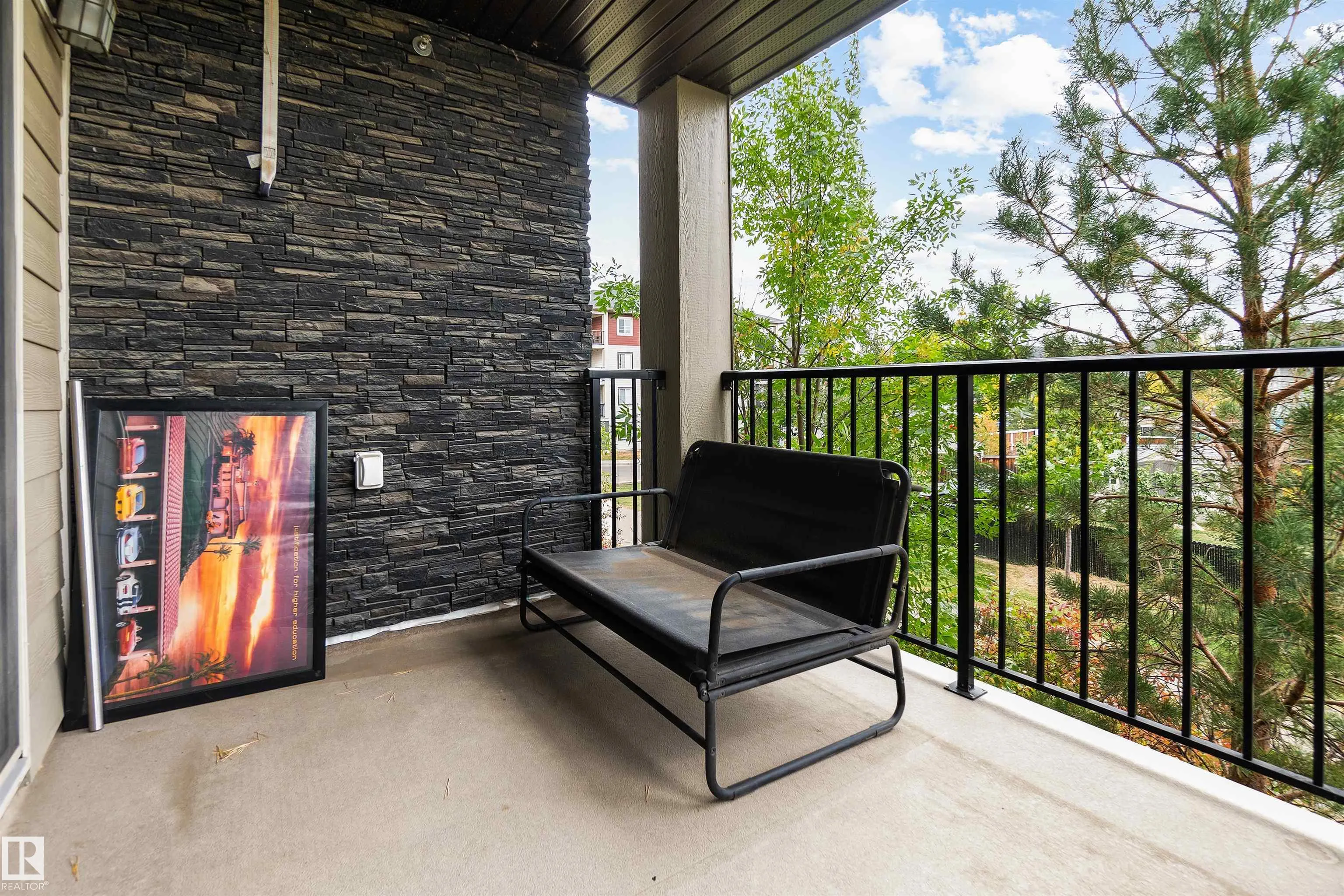 3207 James Mowatt Trail