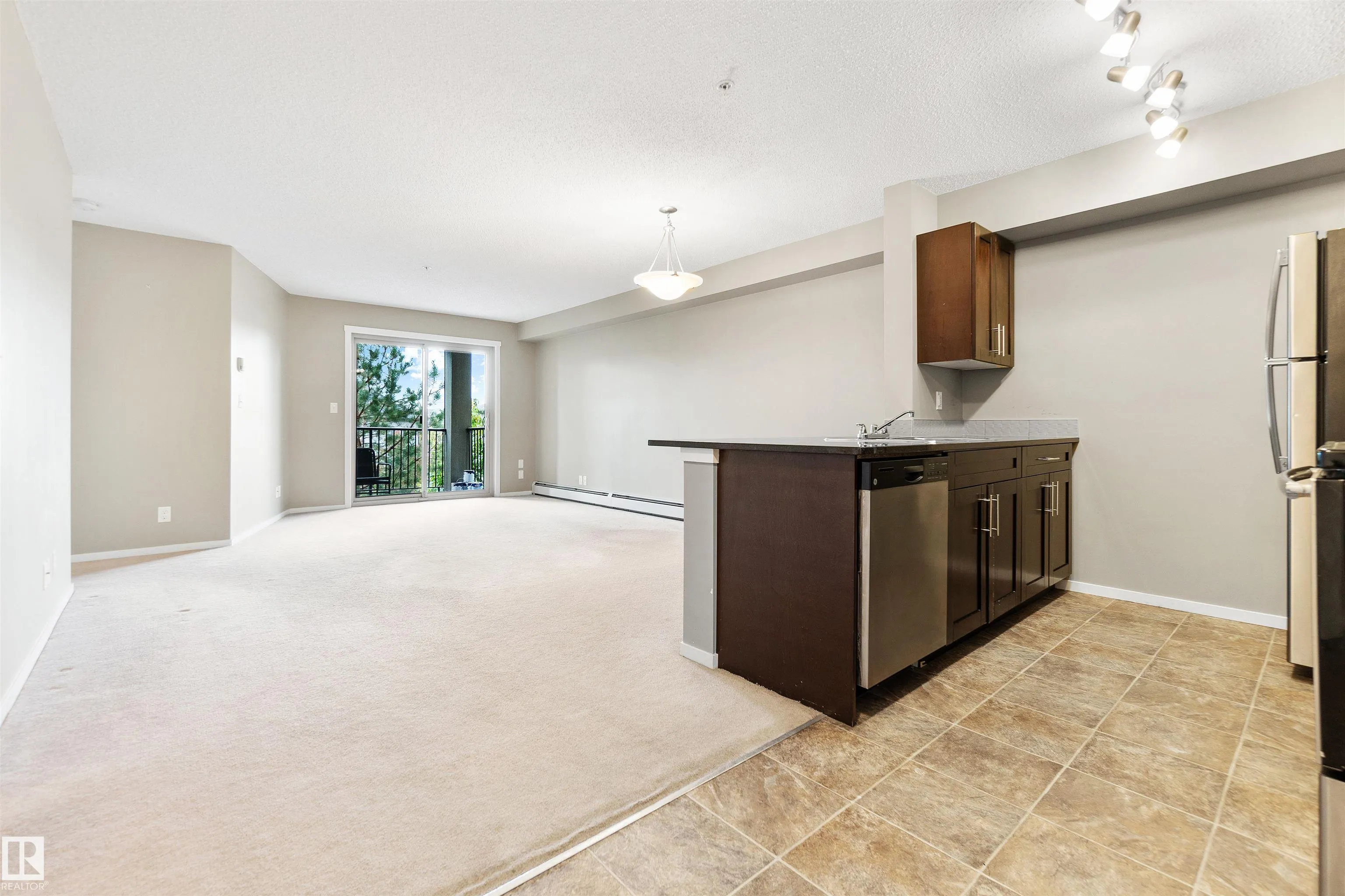 3207 James Mowatt Trail