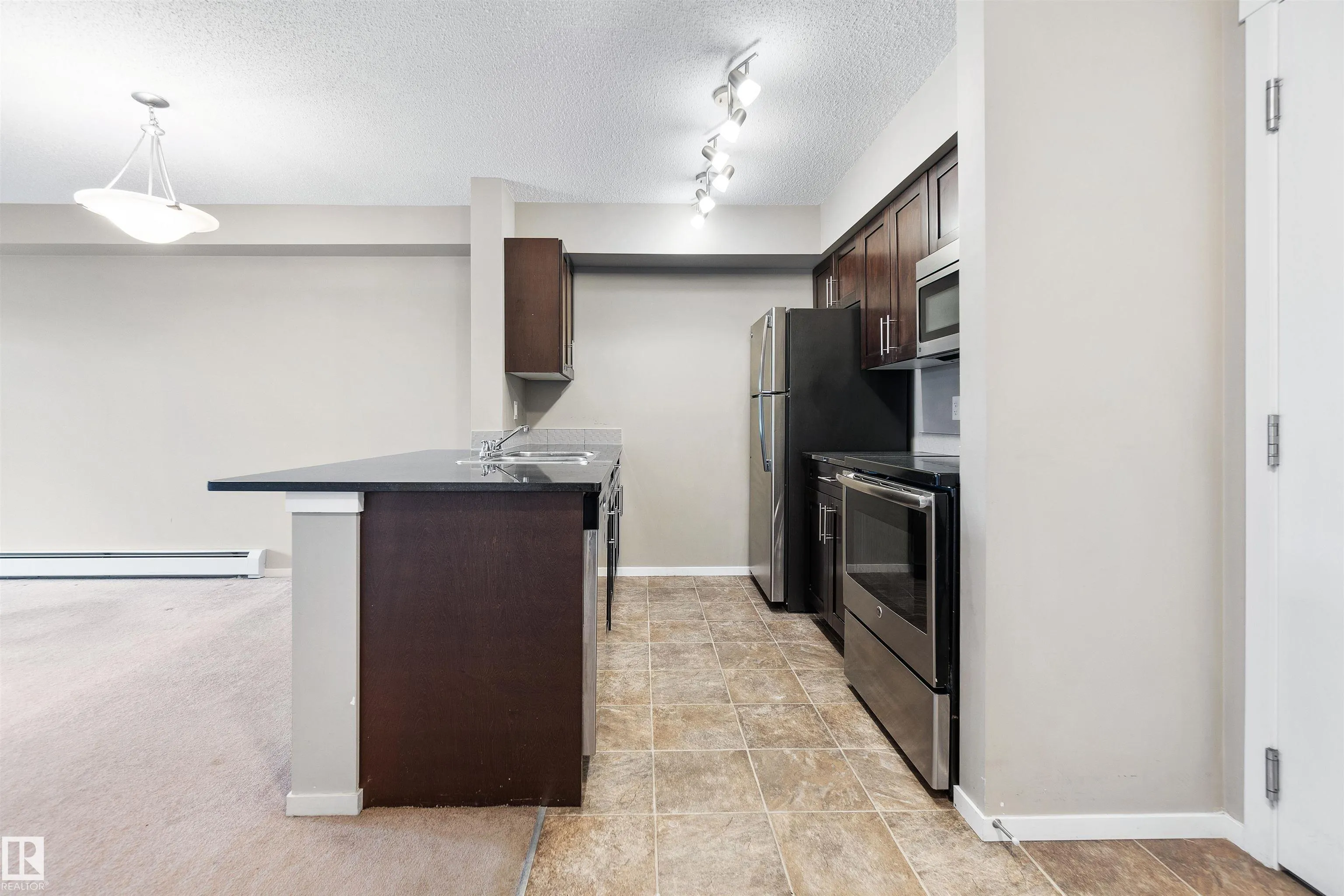 3207 James Mowatt Trail